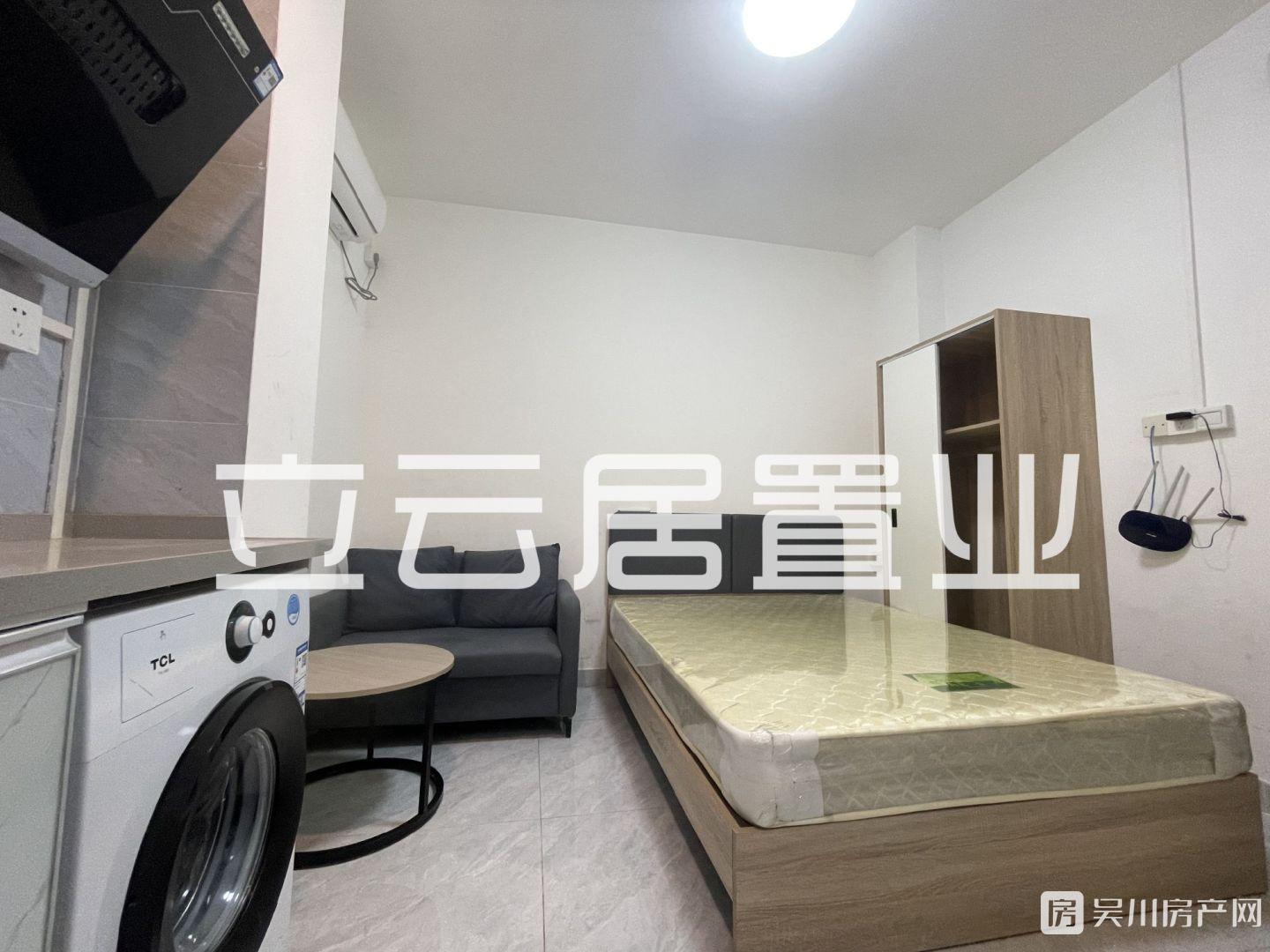 出租郵電小區(qū)1室1廳1衛(wèi)15平米580元/月住宅