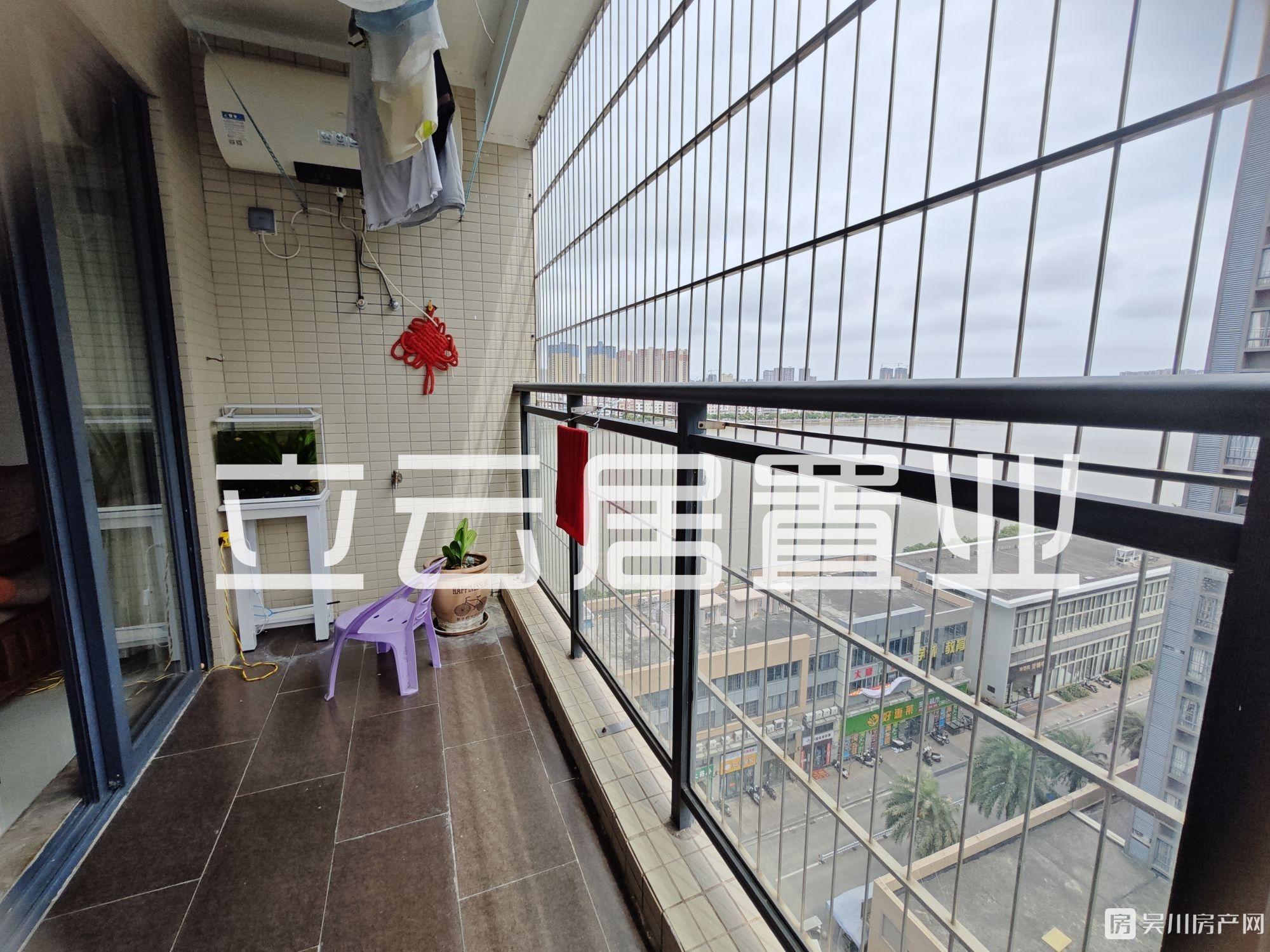 超級筍第一城3室2廳2衛(wèi)113平米僅租1300元/月住宅