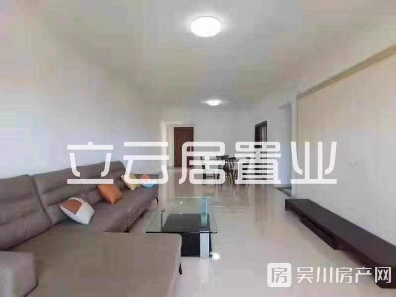 出售廣成 中央公館5室2廳2衛(wèi)135.56平米88萬住宅