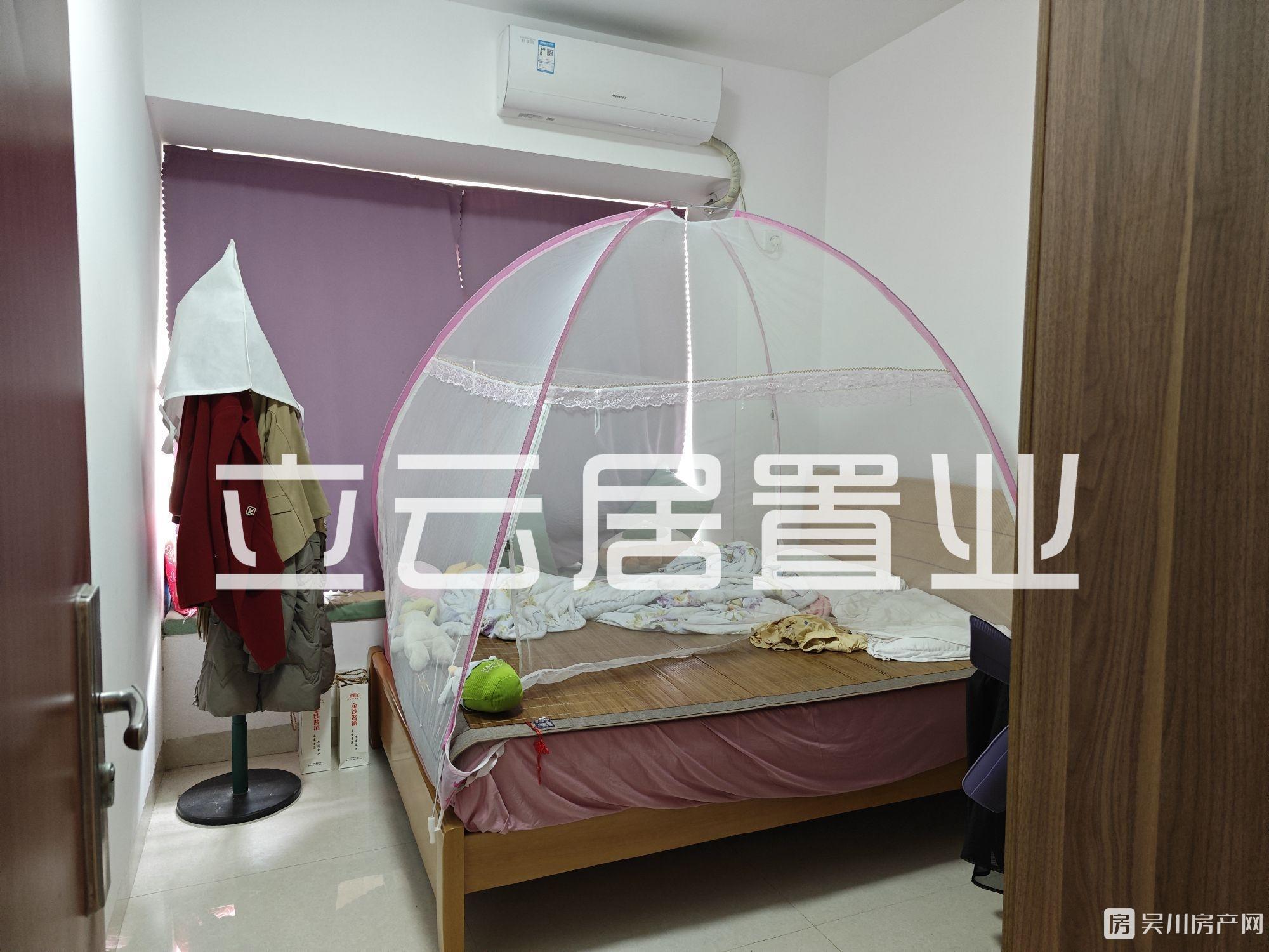 超級筍第一城3室2廳2衛(wèi)113平米僅租1300元/月住宅