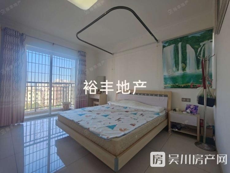錦繡華景 精裝3室140.67平米60萬