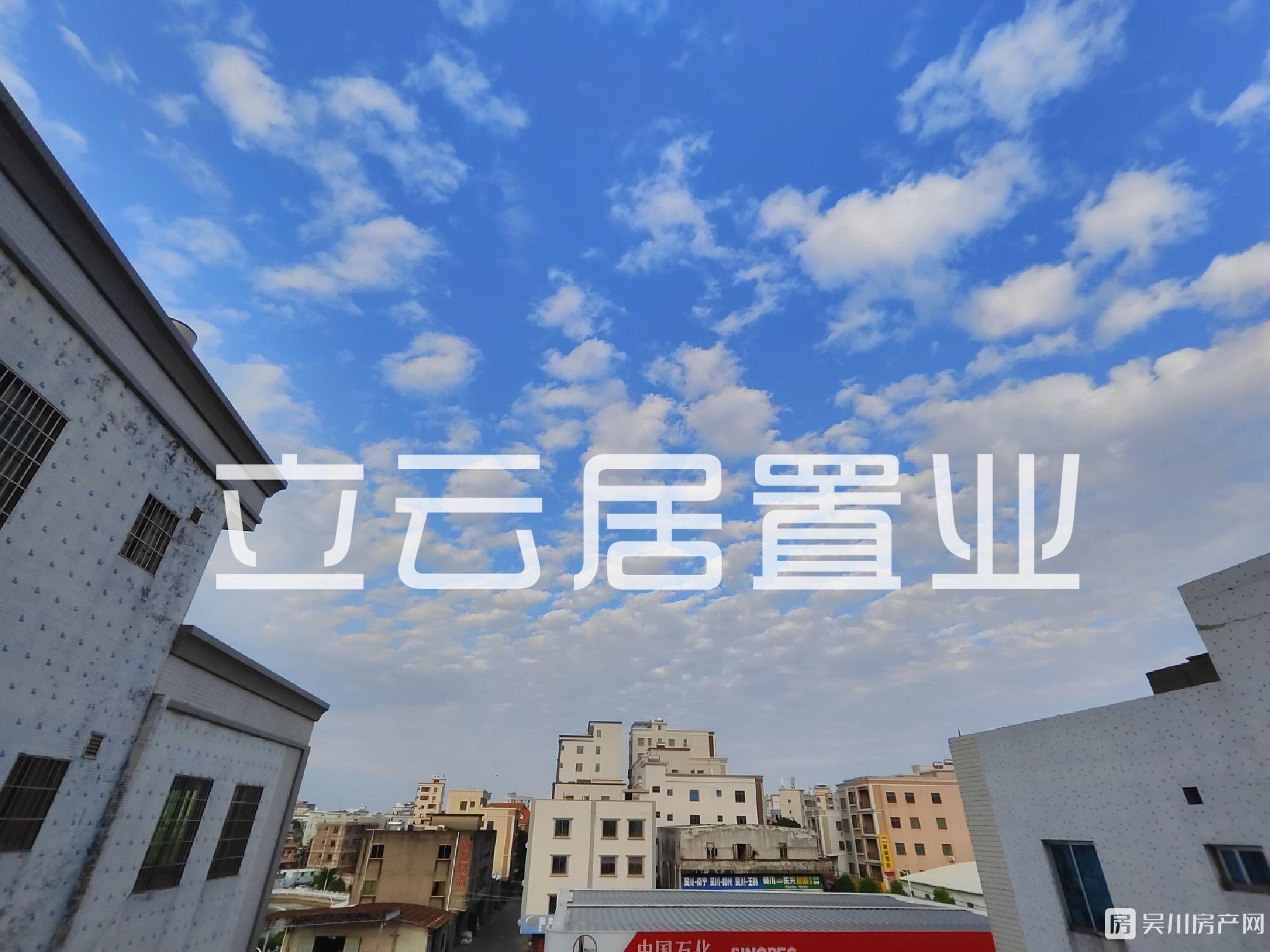 出租山腳附近私人屋電梯精裝2室2廳2衛(wèi)100平米900元/月住宅