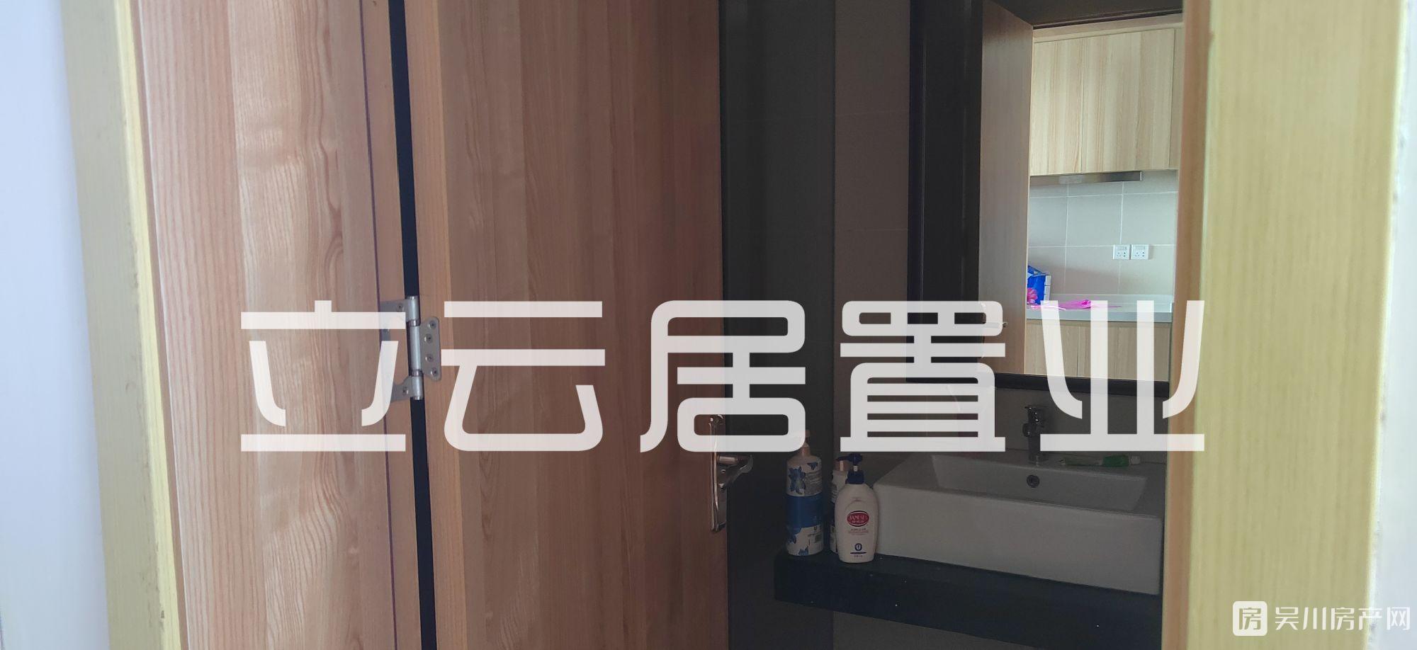 出售鼎龍灣國際海洋度假區(qū)1室1廳1衛(wèi)48平米20萬住宅