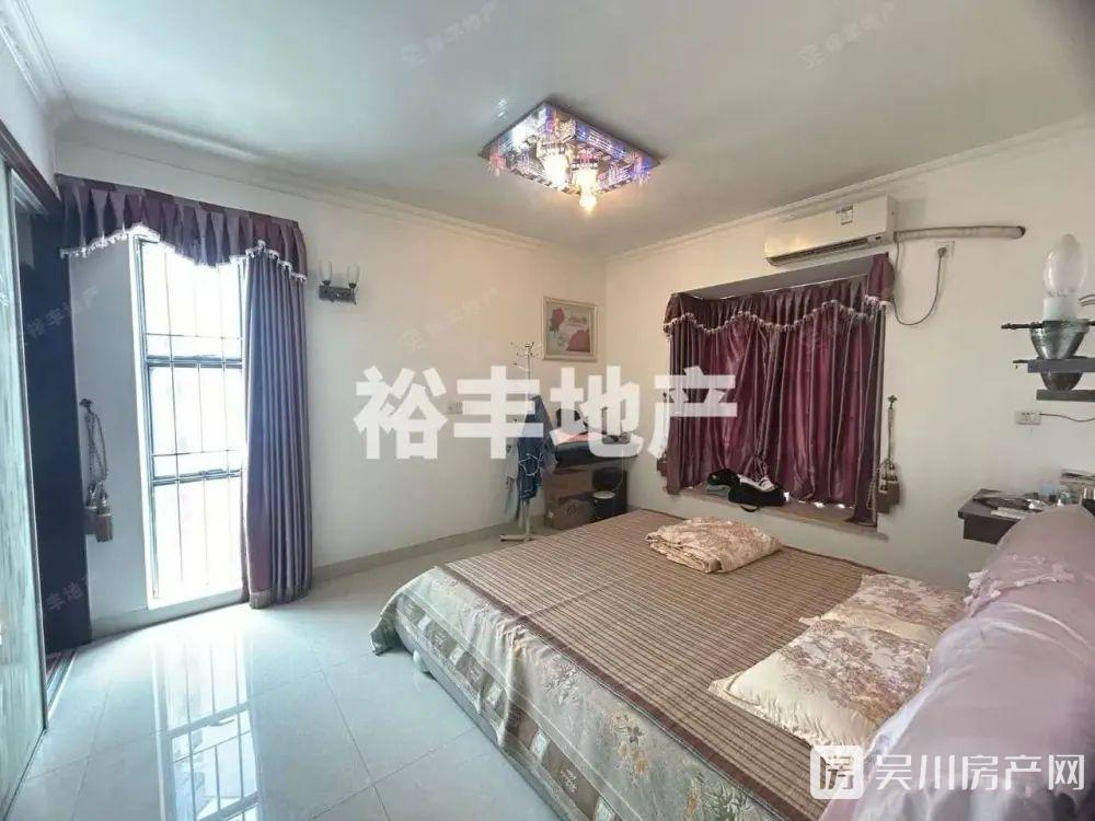 真房實拍出售同德城4室2廳2衛(wèi)156平米65.8萬住宅