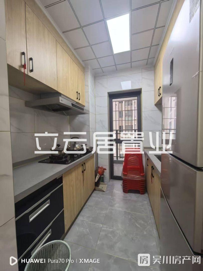 萬和城2室2廳1衛(wèi)75平米1600元/月拎包入住