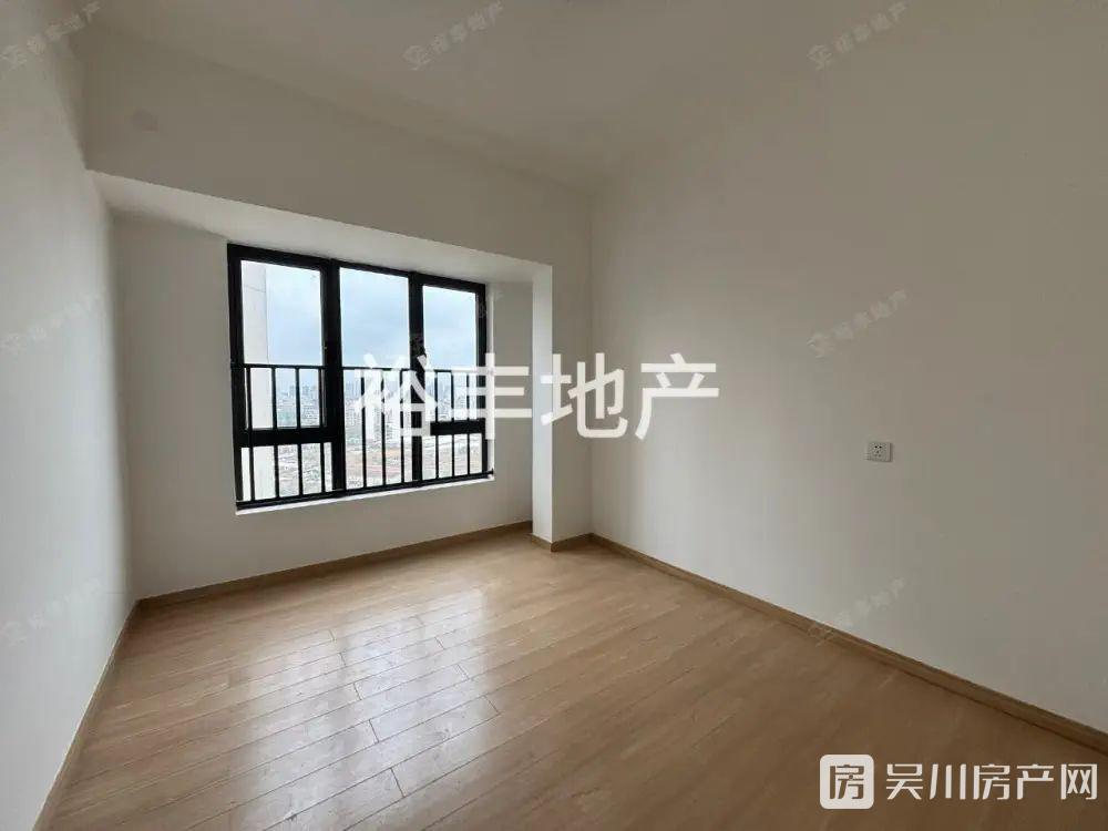 真房實(shí)拍出售敏捷 金玥府5室2廳2衛(wèi)125平米68萬(wàn)住宅