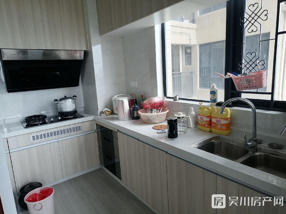 出售海廣 沿江壹號(hào)4室2廳3衛(wèi)128平米83.2萬住宅