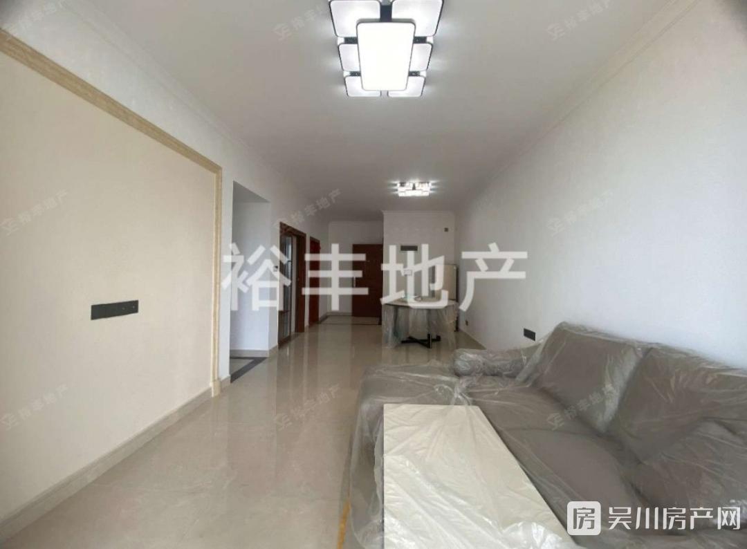 出租中央公館3室1800元/月住宅