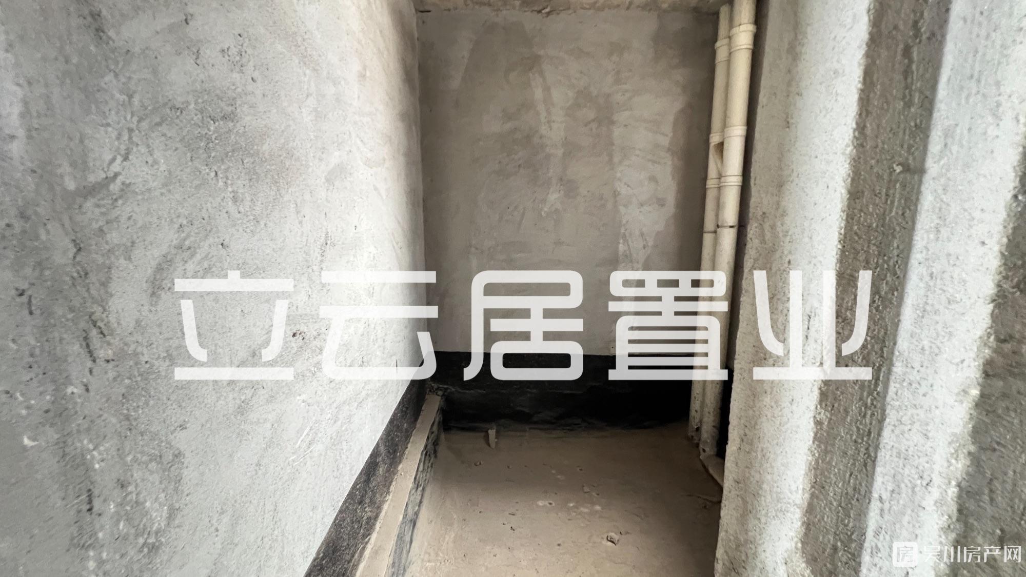 史無前例海岸 萬和城4室2廳2衛(wèi)126平米59萬住宅