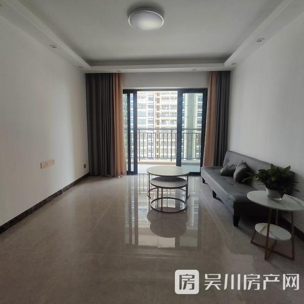 出租壹號公館精裝四房兩廳兩衛(wèi)，全新首租，拎包入住，出入方便