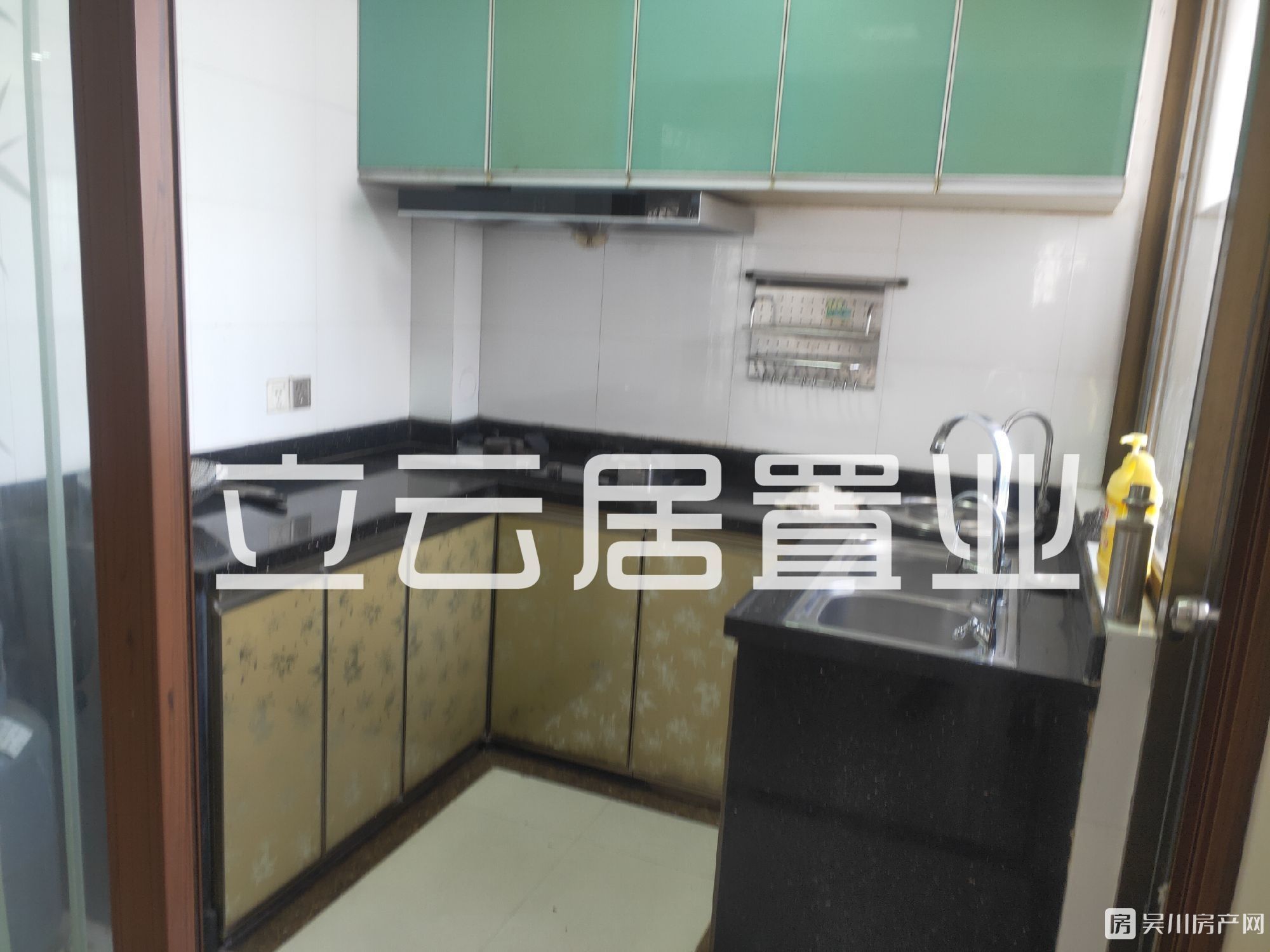 出租金泉廣場(chǎng)3室2廳2衛(wèi)118平米1600元/月住宅