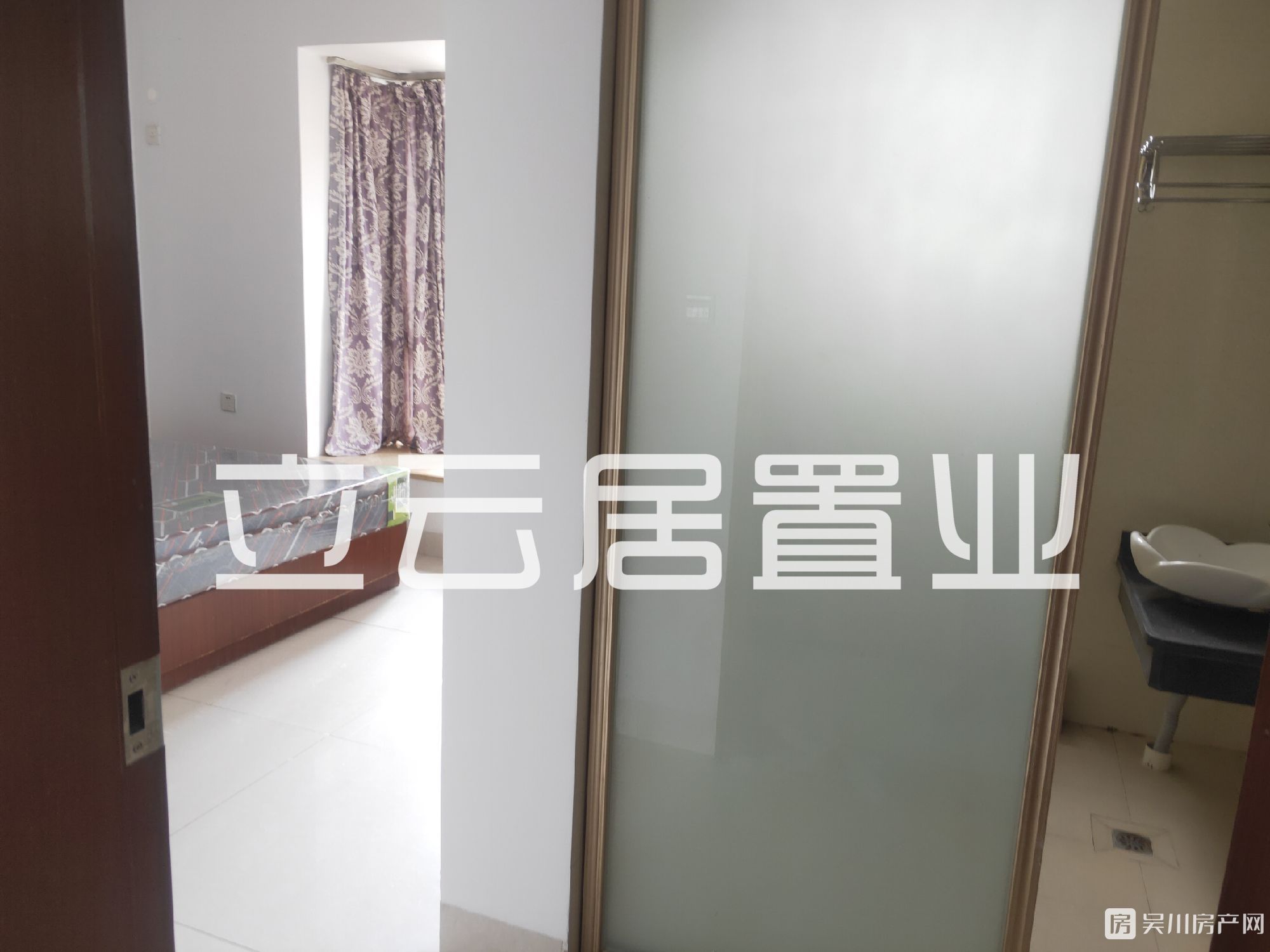 出租金泉廣場(chǎng)3室2廳2衛(wèi)118平米1600元/月住宅