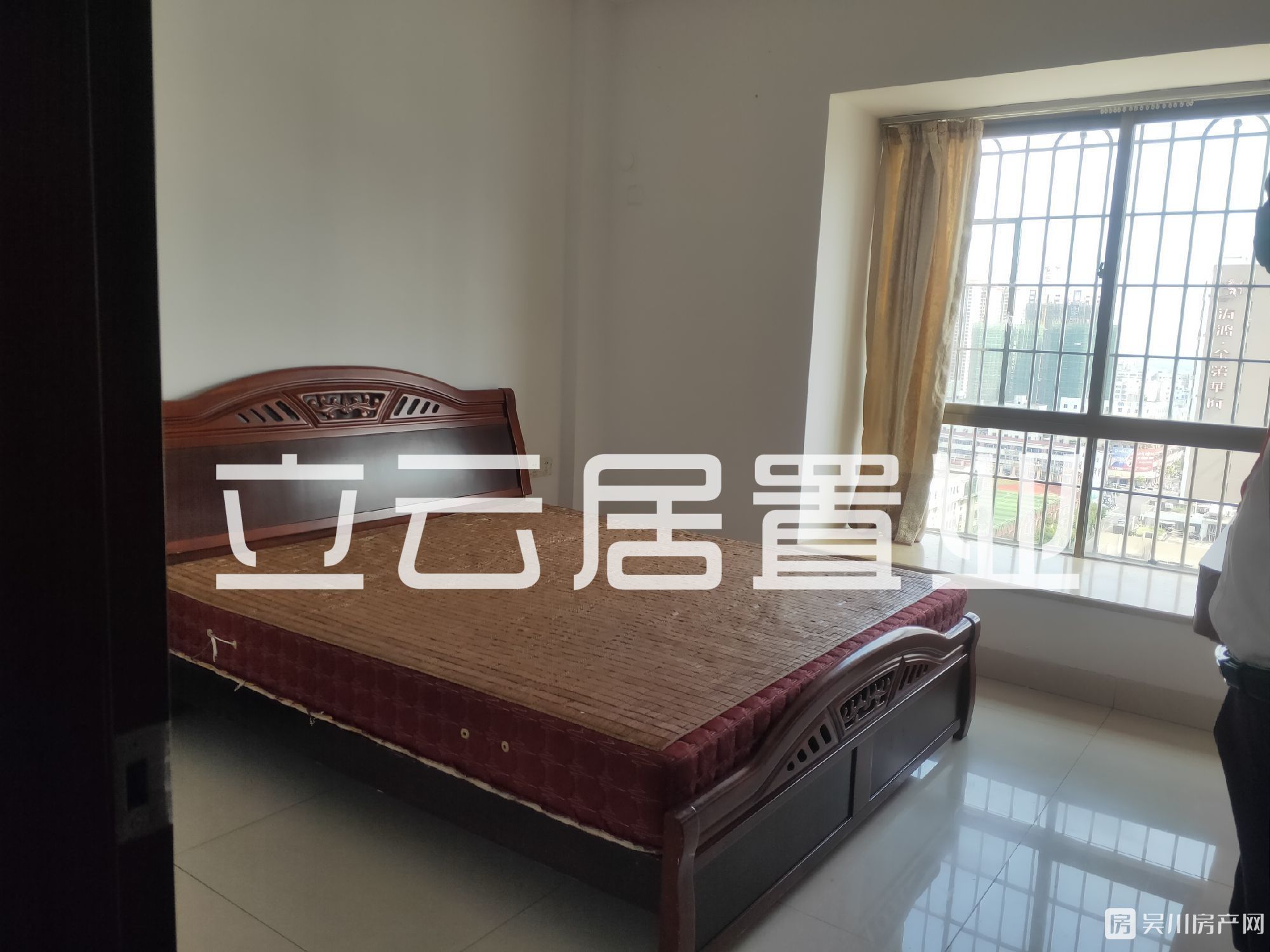 出租金泉廣場(chǎng)3室2廳2衛(wèi)118平米1600元/月住宅