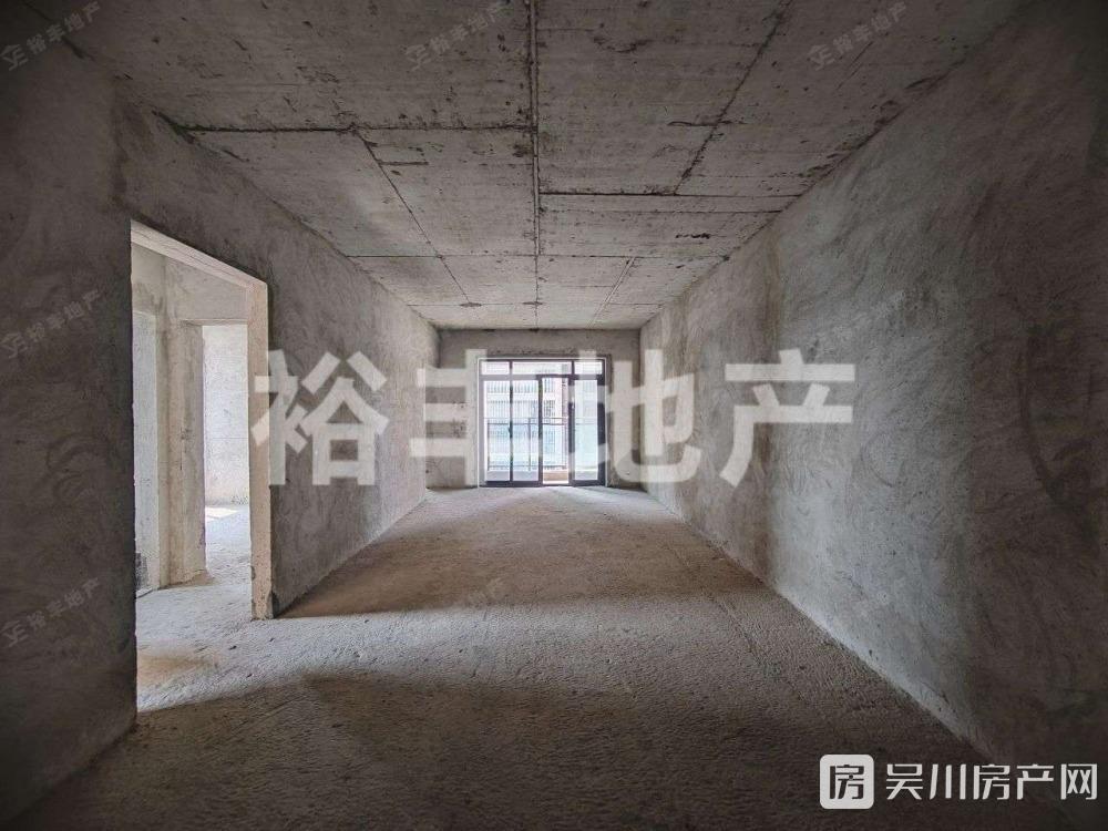 出售海岸 万和城3室2厅1卫89平米53万住宅