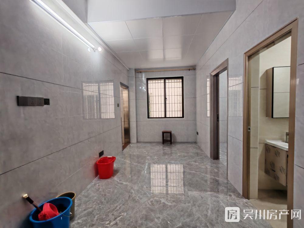出租沿江路友誼路自建房2室1廳1衛(wèi)50平米900元/月住宅