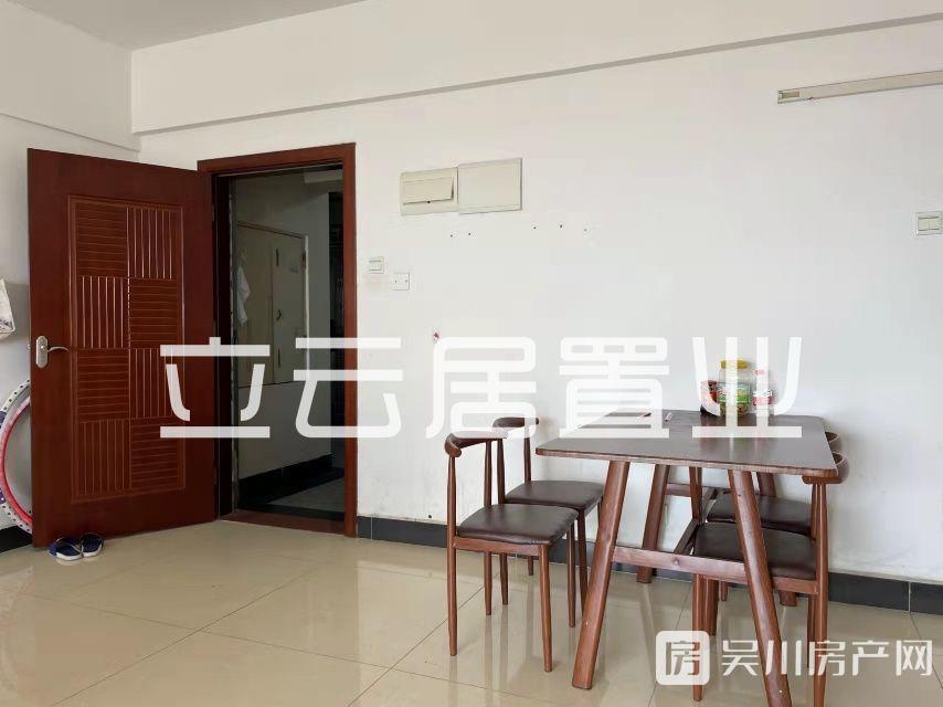出租同德城3室2廳2衛(wèi)122平米1500元/月住宅