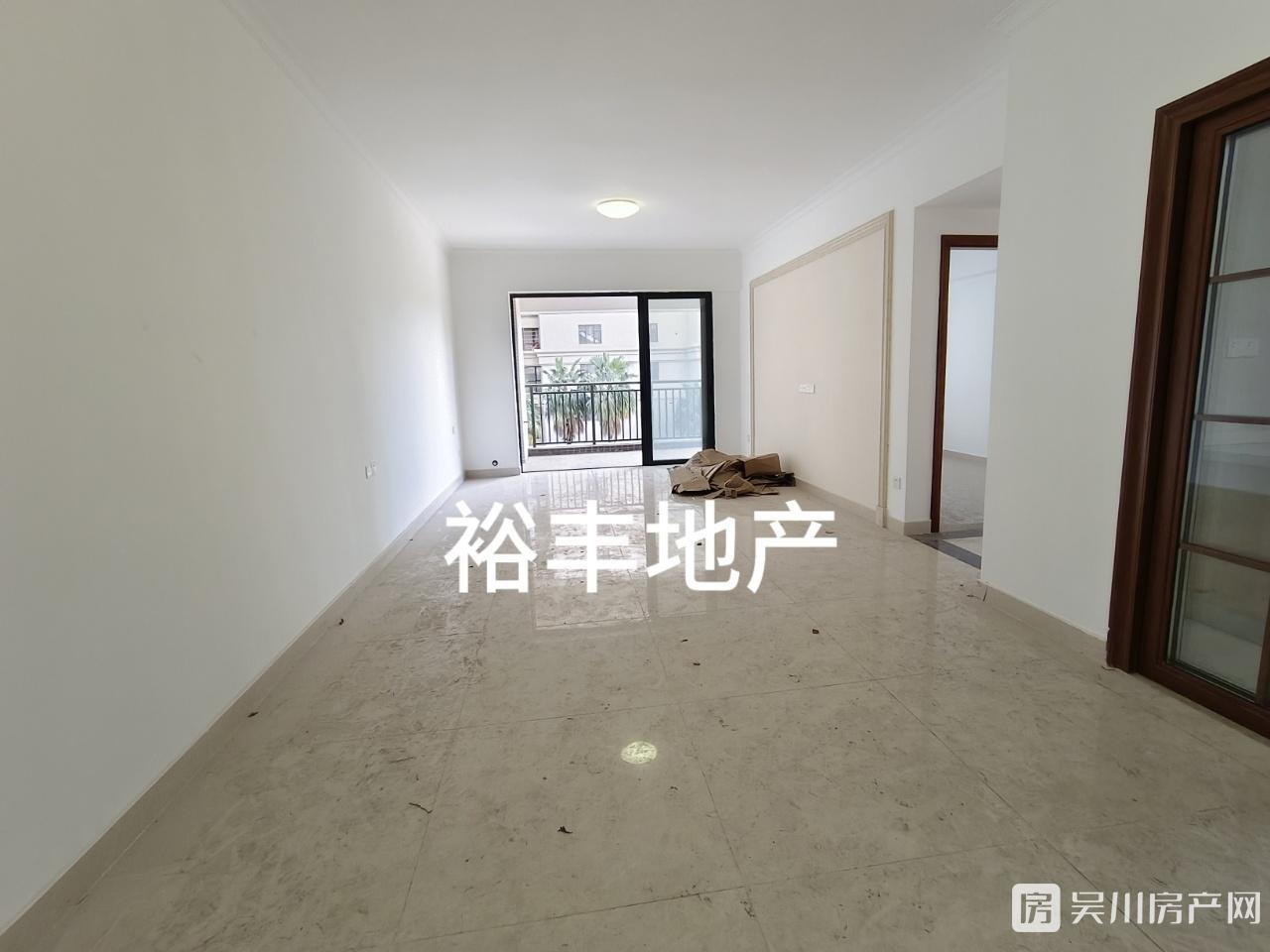 出售廣成 中央公館1棟203房4室2廳2衛(wèi)108.56平米67萬住宅