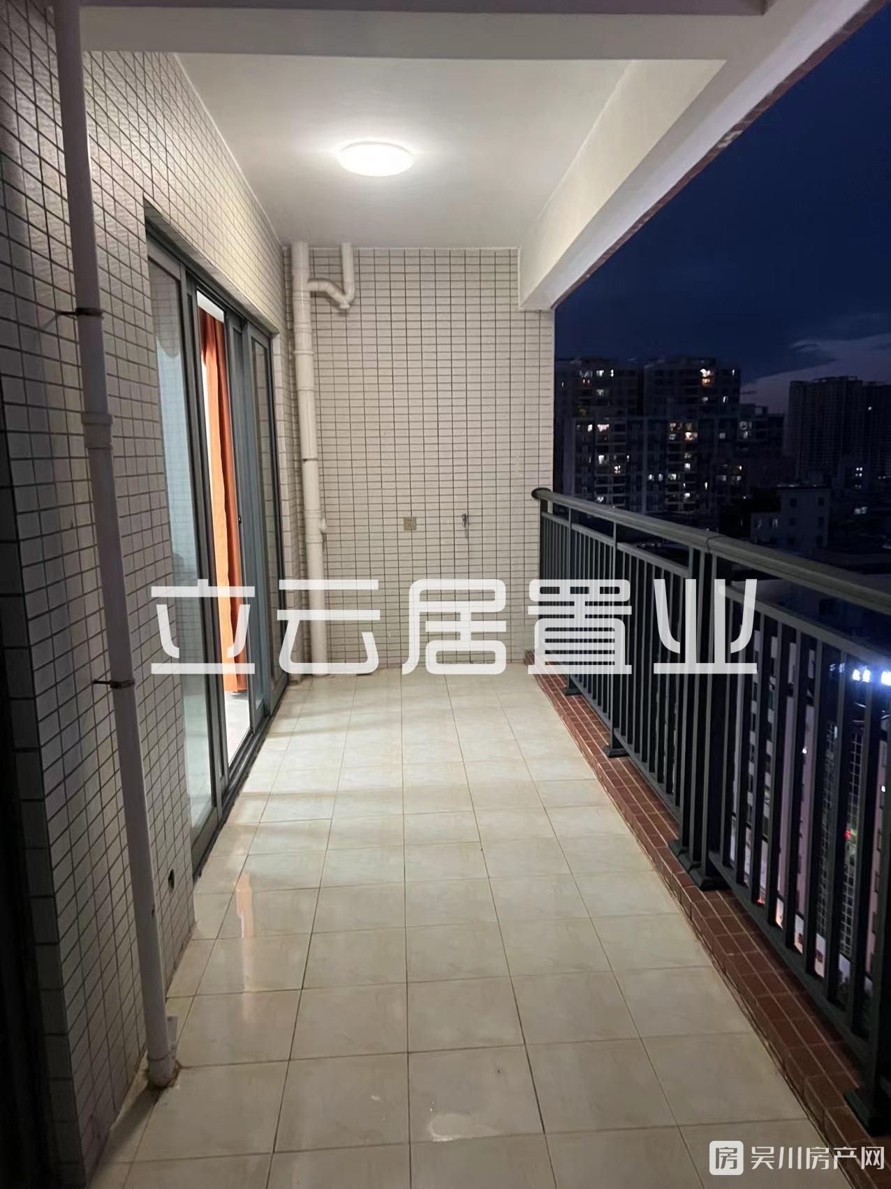 出租幸福名城4室2廳2衛(wèi)150平米家俬電齊全僅1500元/月住宅