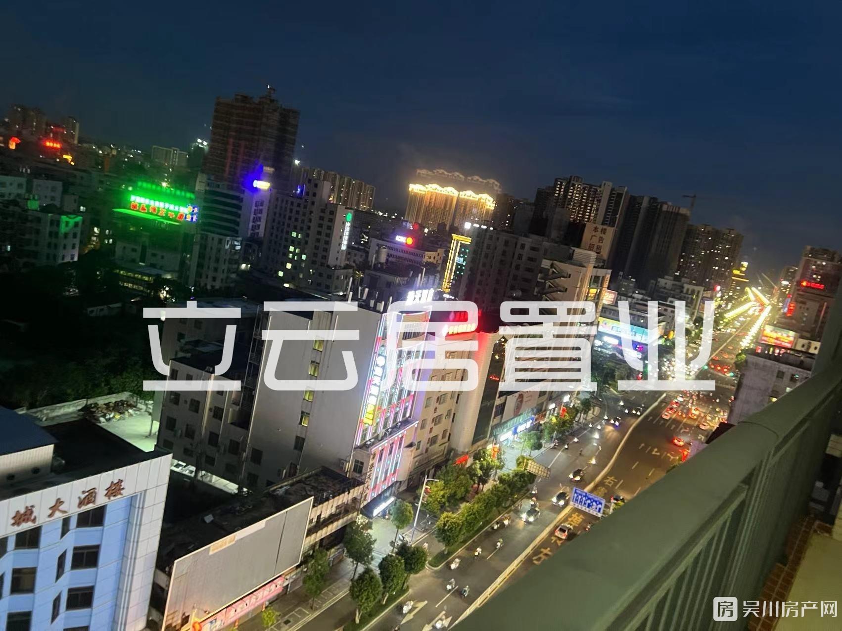 出租幸福名城4室2廳2衛(wèi)150平米家俬電齊全僅1500元/月住宅