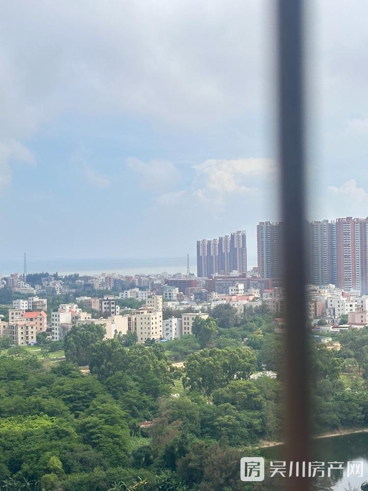 出售廣成 中央公館4室2廳2衛(wèi)100.36平米69.8萬(wàn)住宅