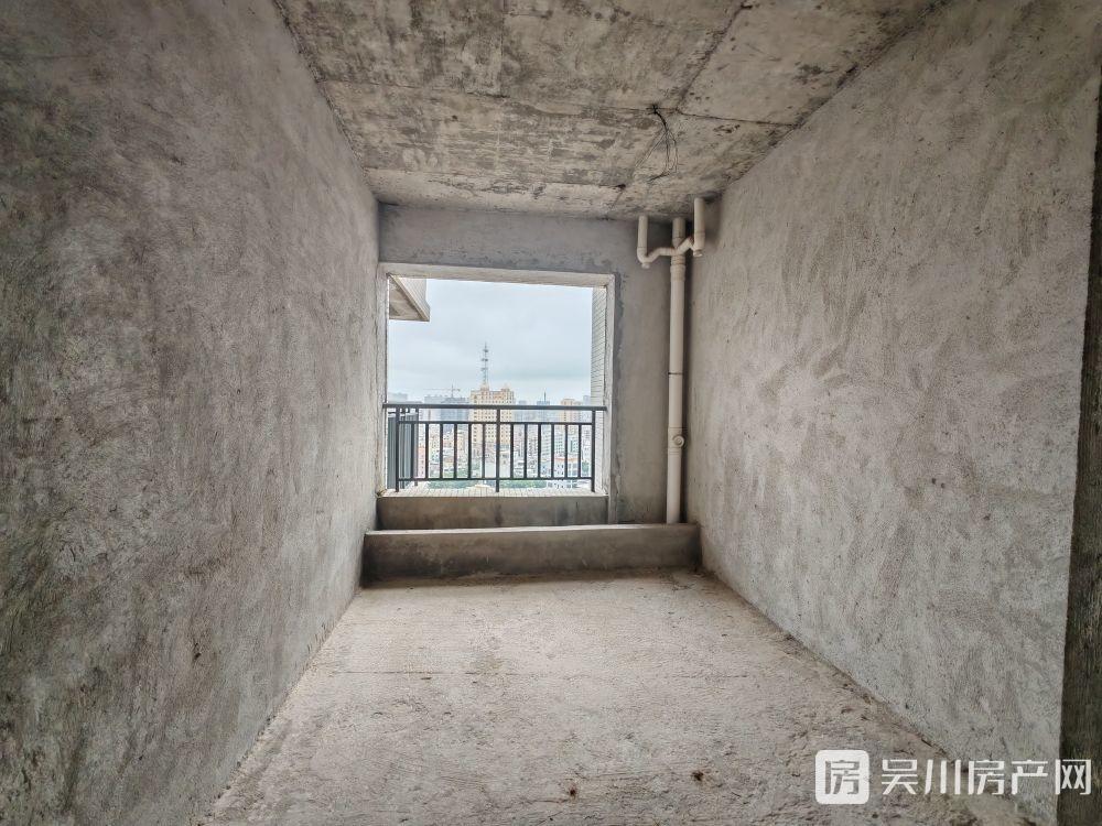 出售碧海園4室2廳2衛(wèi)129平米63萬住宅