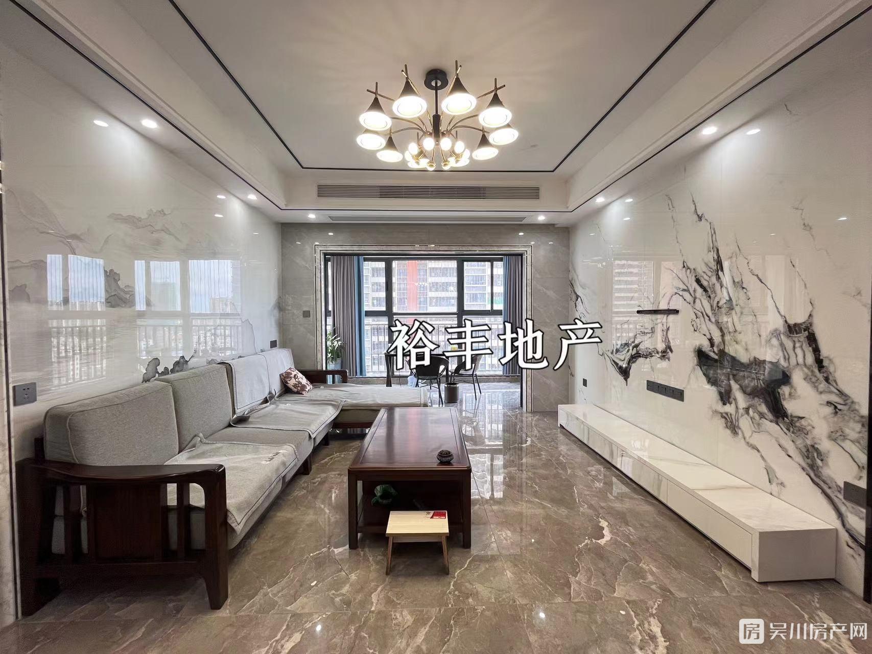 金沙廣場(chǎng) 豪裝 3室126平米94.5萬(wàn)
