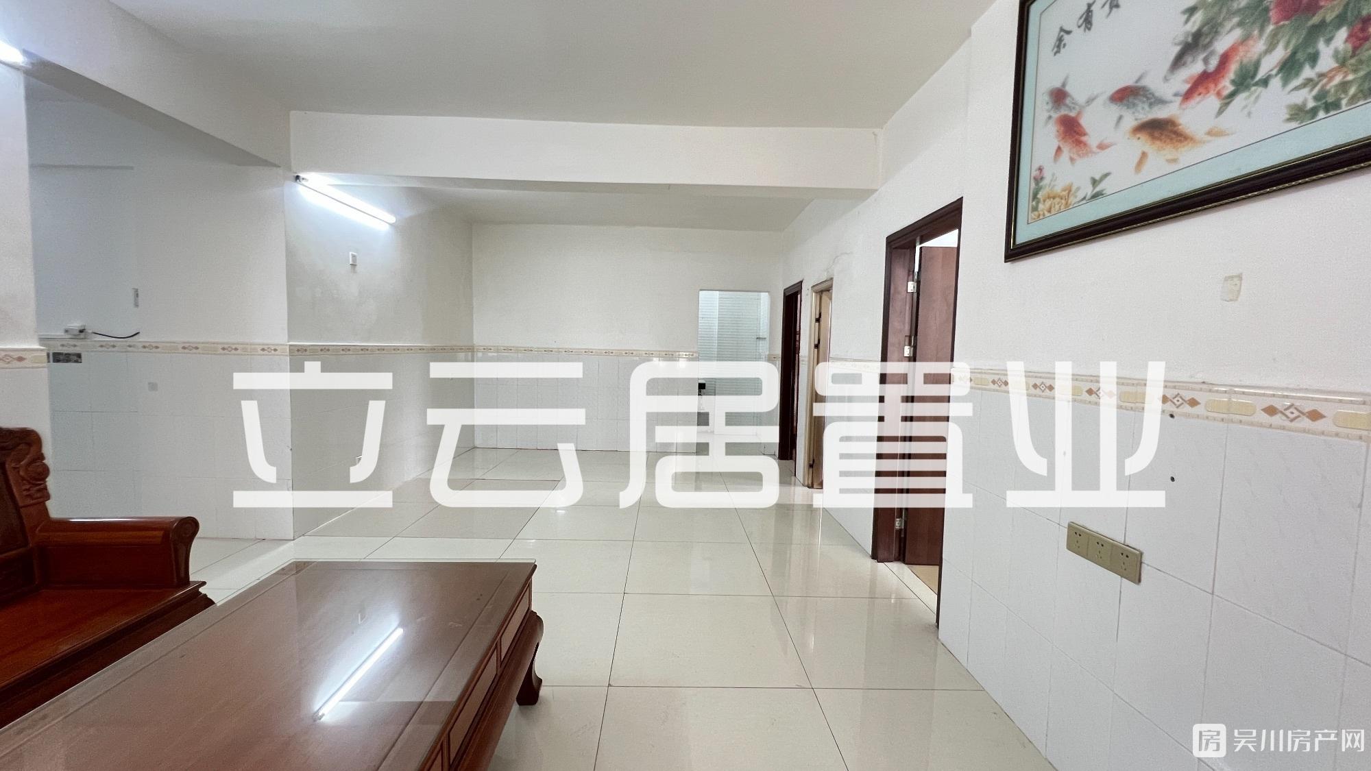 出售金海小區(qū)城建學(xué)區(qū)3室2廳1衛(wèi)99平米38萬(wàn)住宅