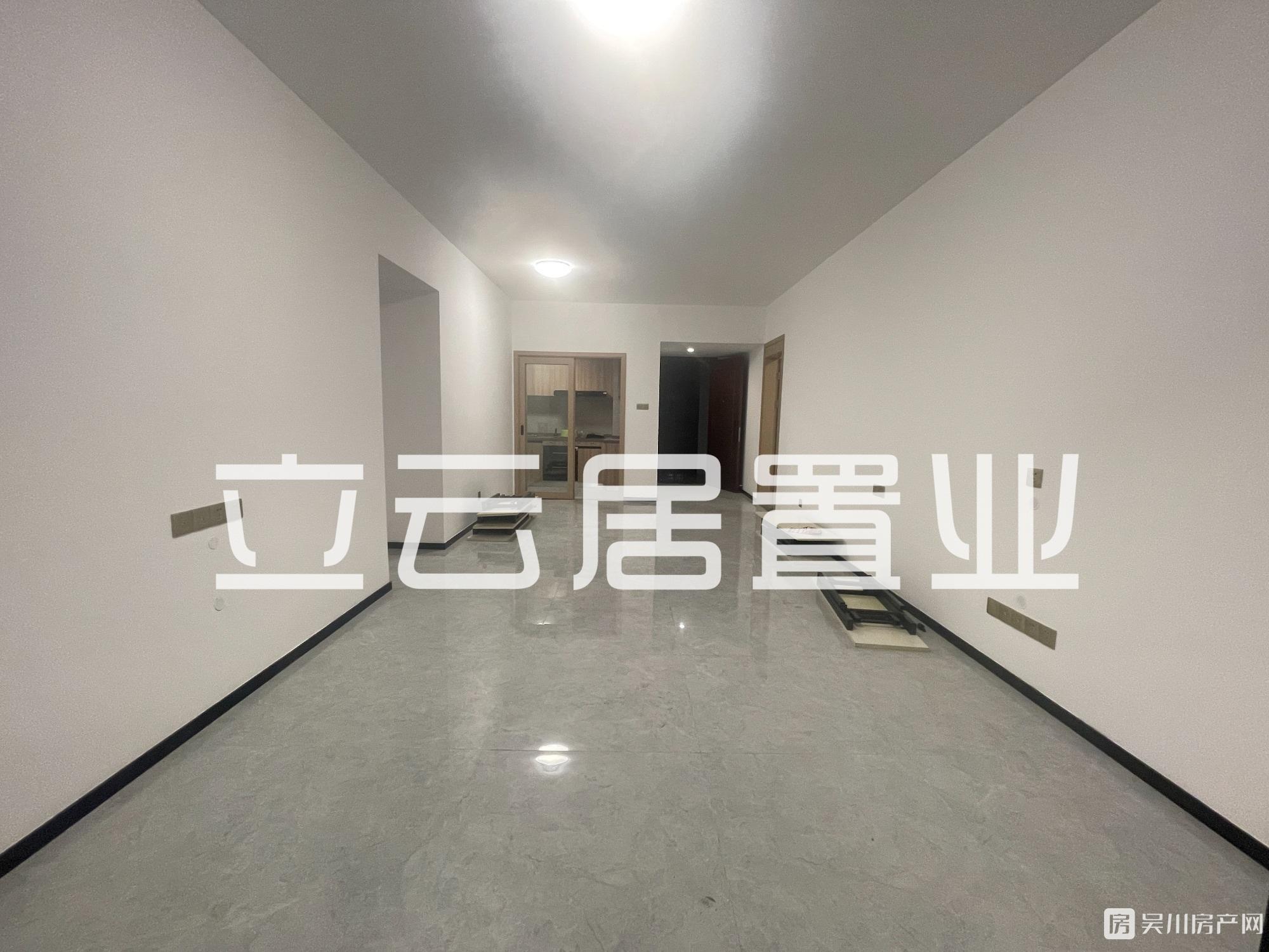 出租時代廣場3室2廳2衛(wèi)家私家電齊全2200元圖片未有齊全看中業(yè)主買全新家私家電