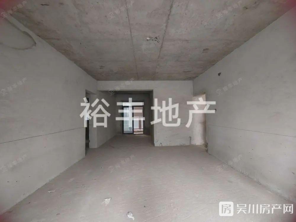 大降價(jià)出售海岸 萬(wàn)和城4室2廳2衛(wèi)127.42平米60萬(wàn)住宅
