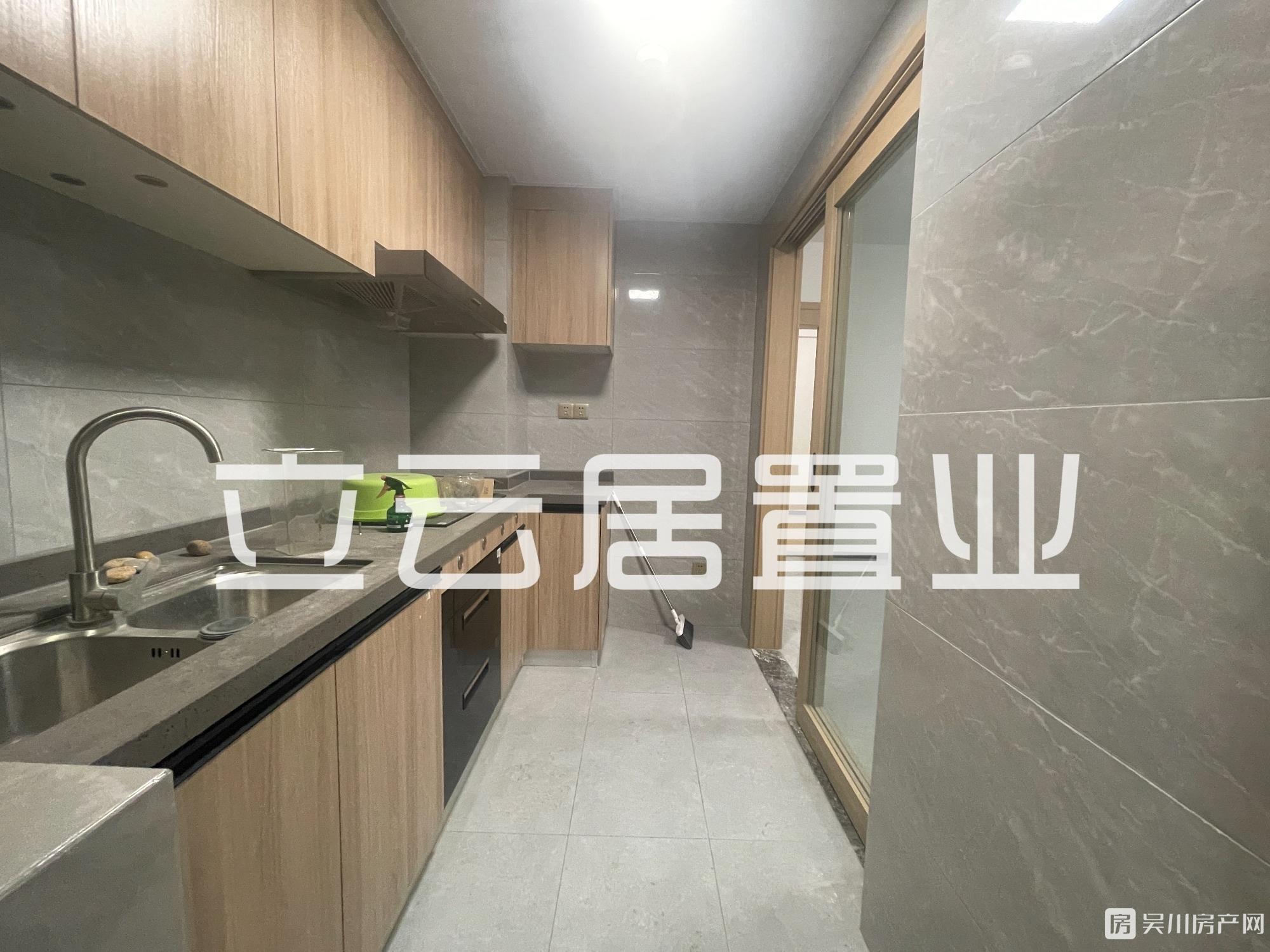 出租時代廣場3室2廳2衛(wèi)家私家電齊全2200元圖片未有齊全看中業(yè)主買全新家私家電