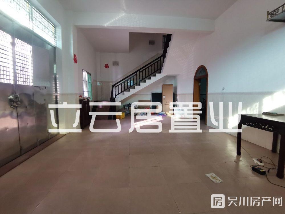 出租城建小學(xué)附近私人屋 整棟出租 有部分2室2廳2衛(wèi)120平米4500元/月住宅
