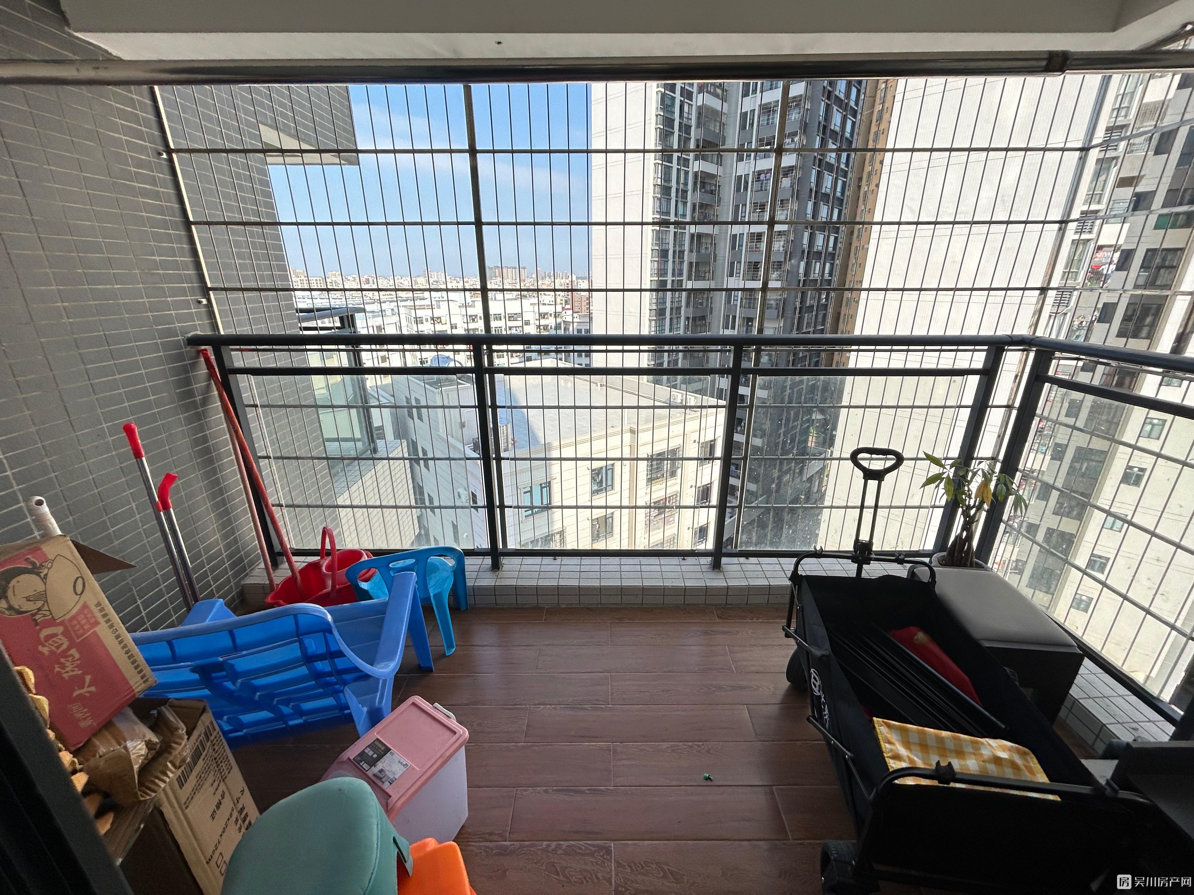 真圖實(shí)價(jià) 49萬出售名雅居2房，豪華裝修全屋定制