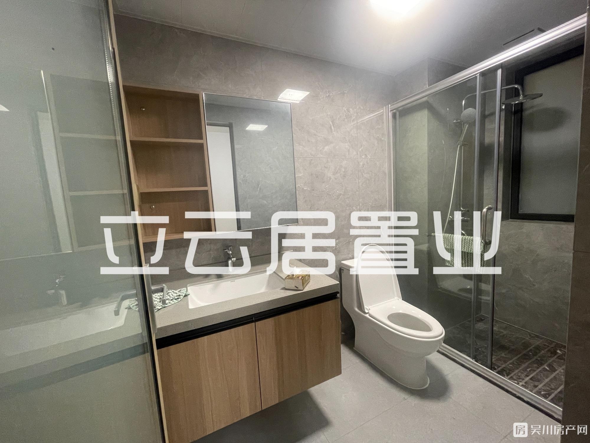 出租時代廣場3室2廳2衛(wèi)家私家電齊全2200元圖片未有齊全看中業(yè)主買全新家私家電