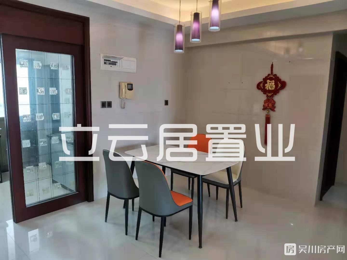 出售恒基 御景居二期3室2廳2衛(wèi)94平米62萬住宅