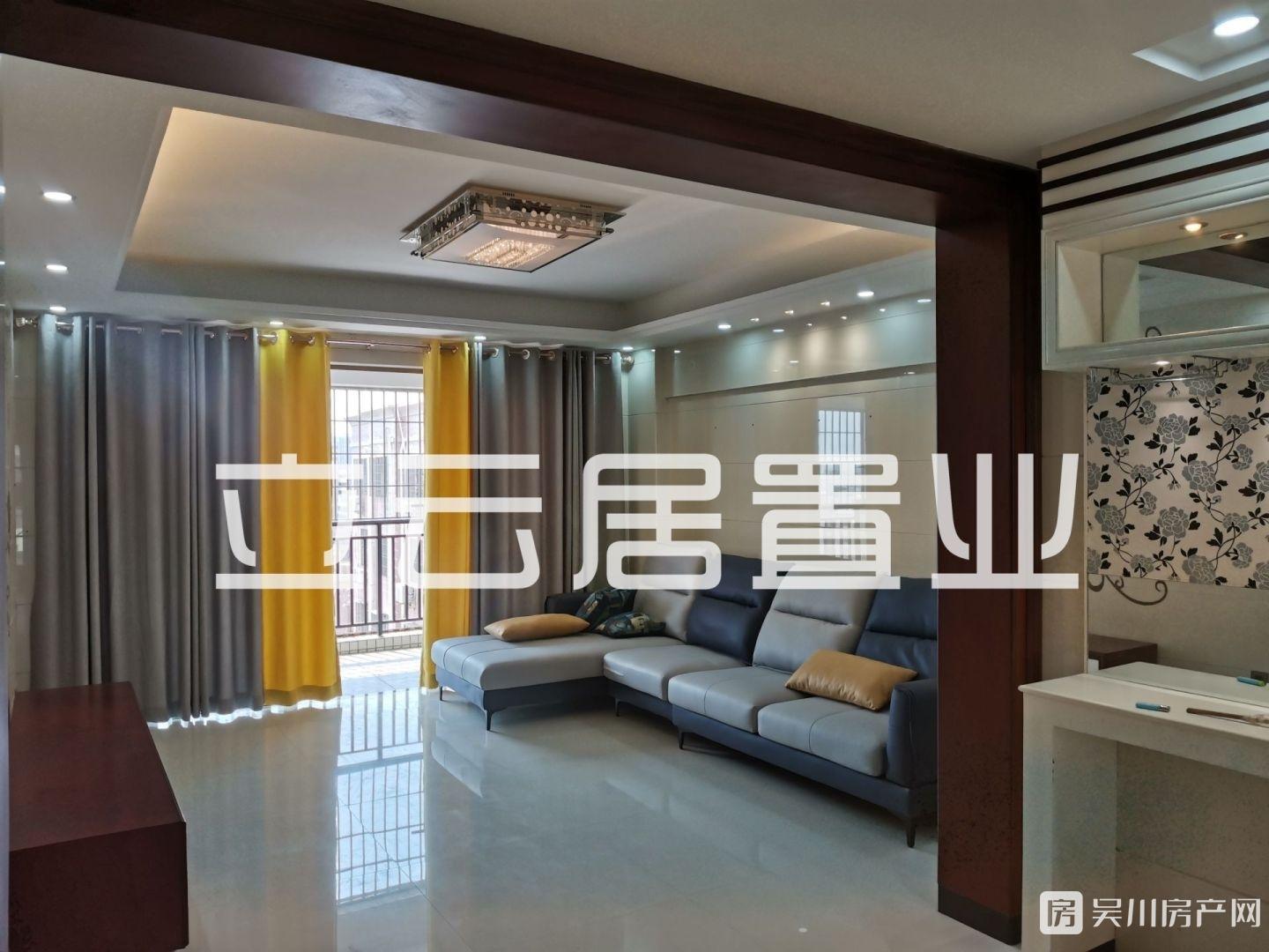 出租金泉廣場(chǎng)3室2廳1衛(wèi)134.48平米家俬電齊全僅1500元/月住宅