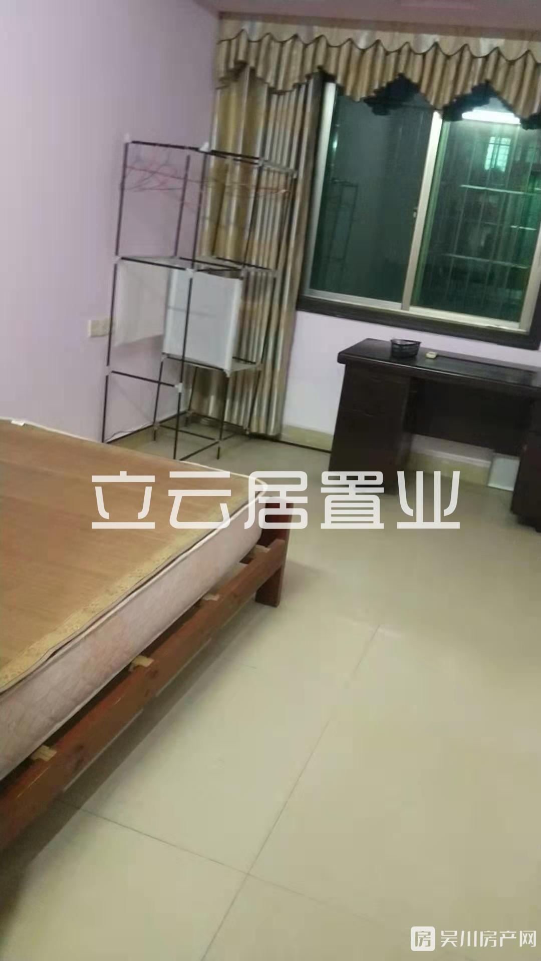 出租幸?；▓@3室2廳2衛(wèi)120平米1100元/月住宅