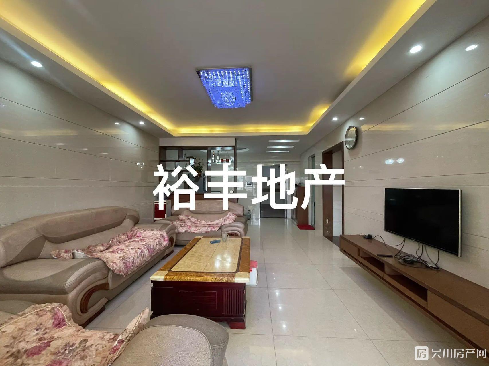 出租天怡居3室2廳2衛(wèi)132平米1200元/月住宅