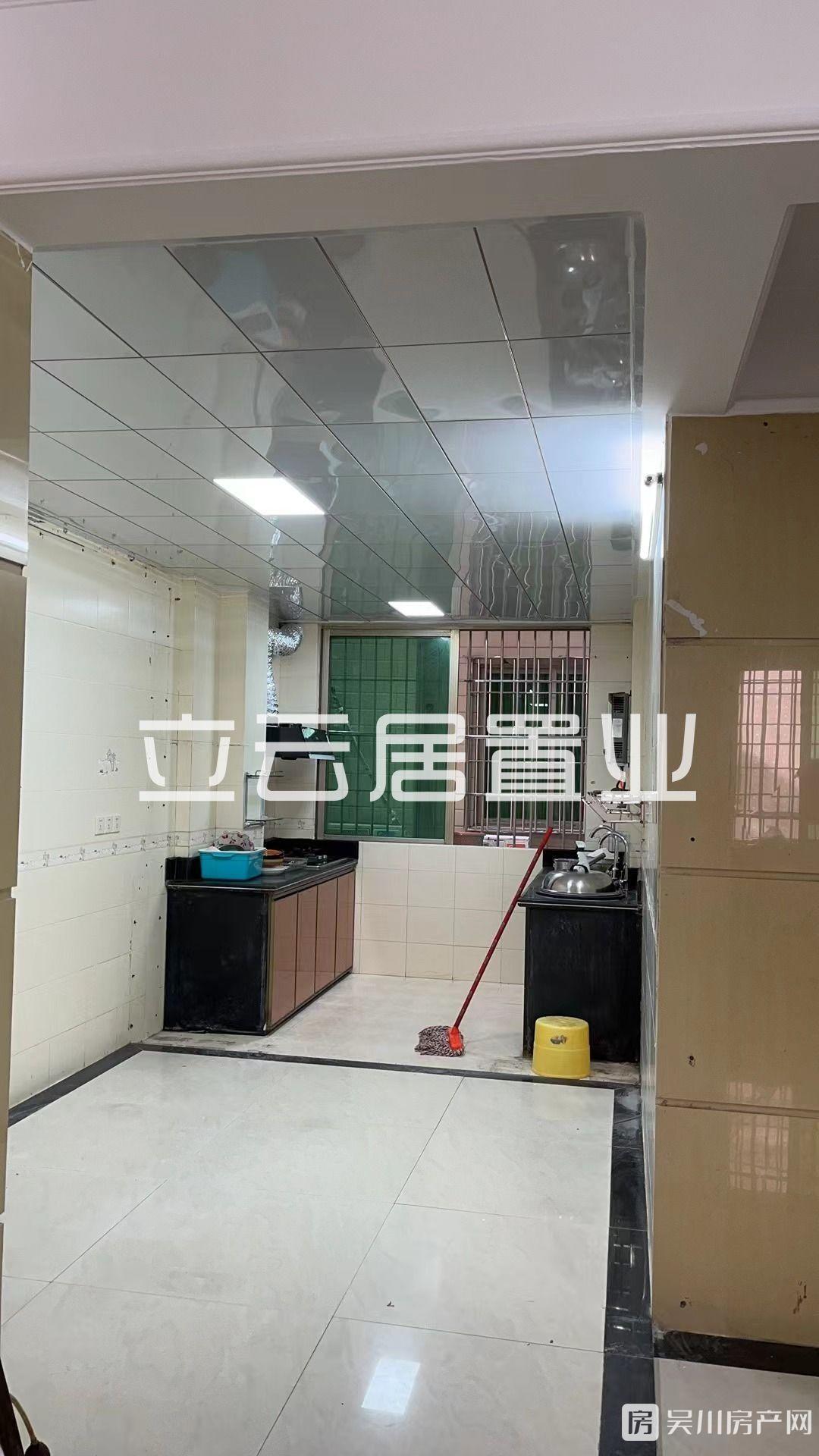 出租幸?；▓@3室2廳2衛(wèi)120平米1100元/月住宅