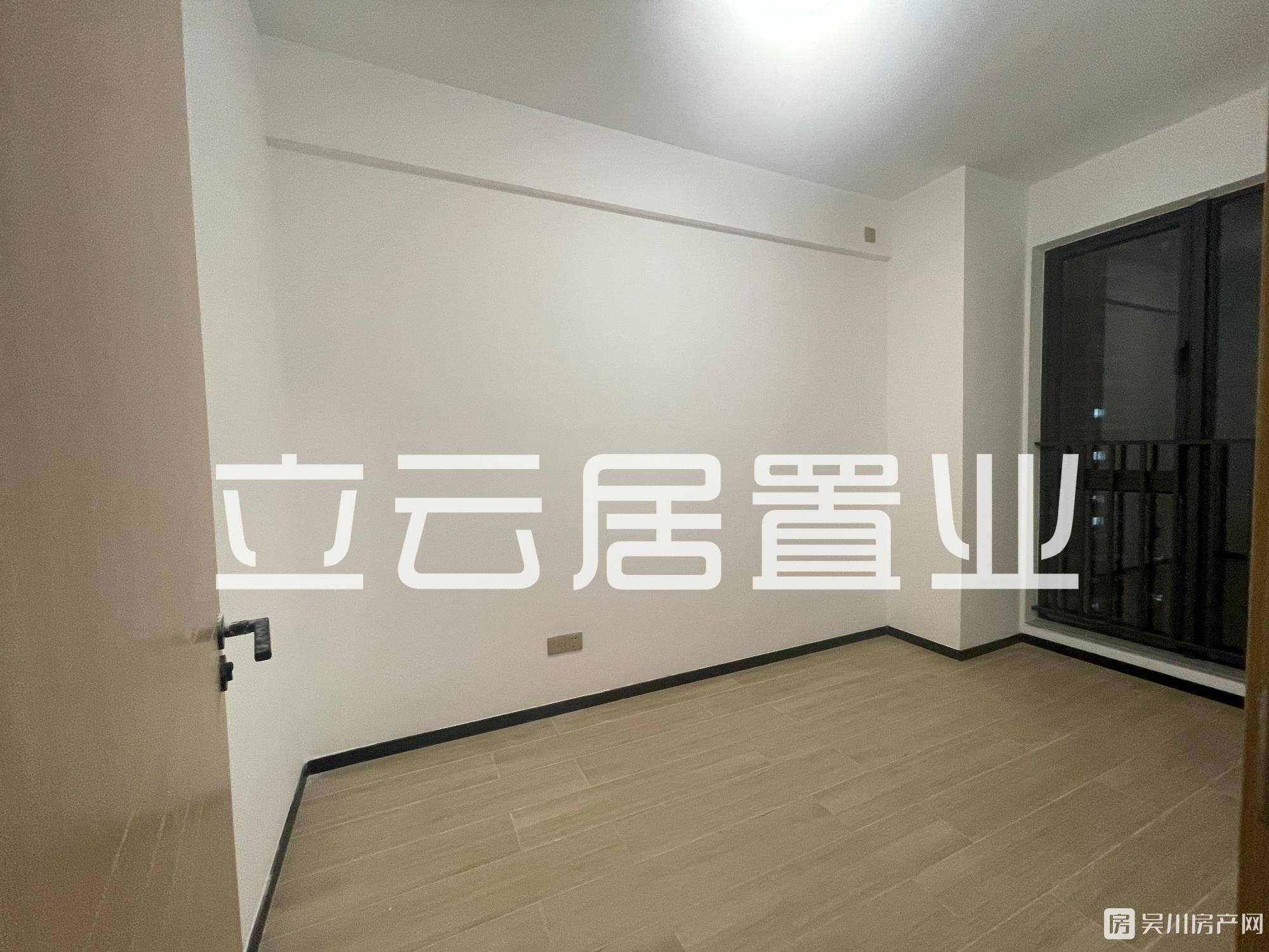 出租時代廣場3室2廳2衛(wèi)家私家電齊全2200元圖片未有齊全看中業(yè)主買全新家私家電