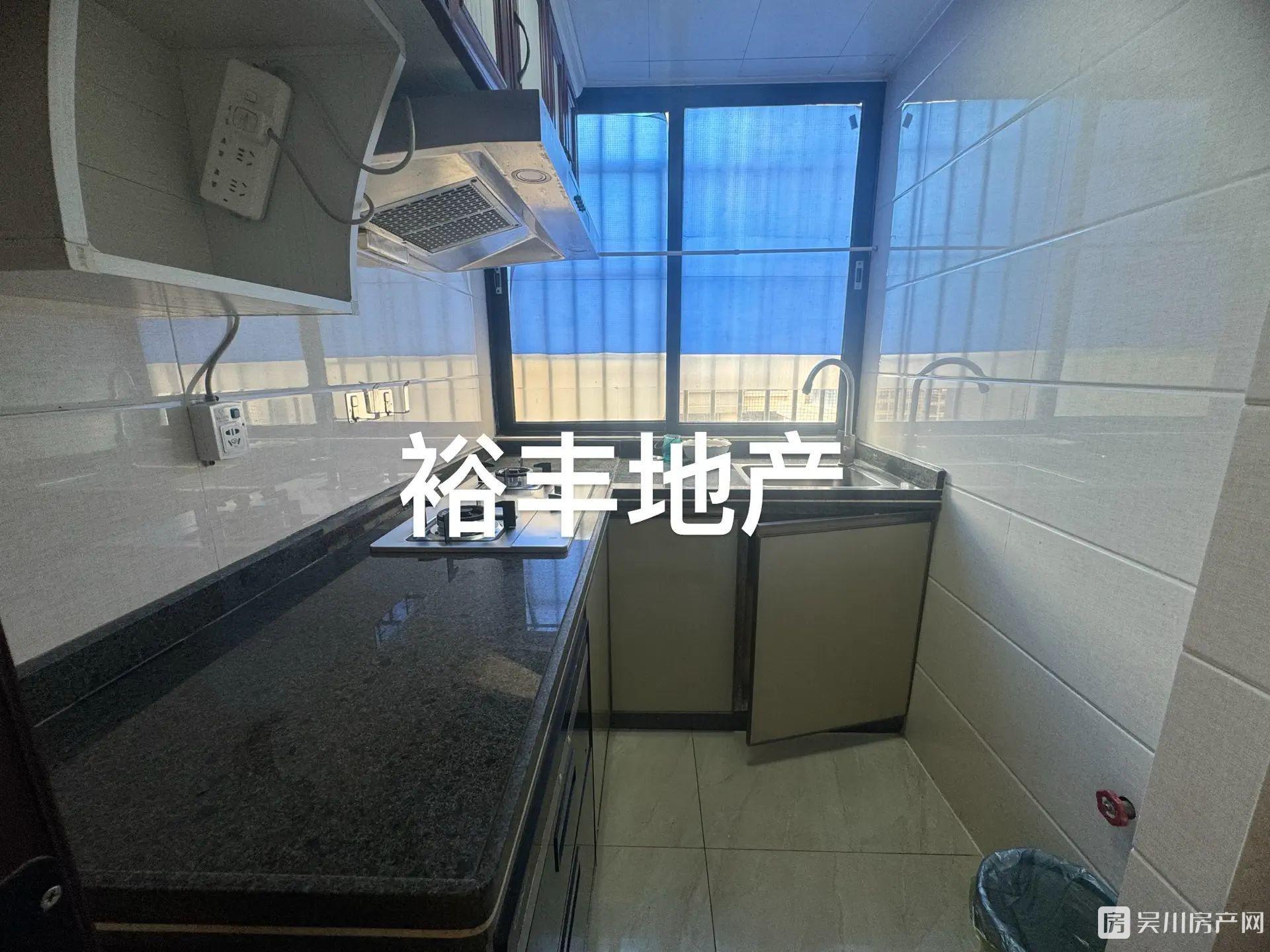 出租海岸 萬和城2室1廳1衛(wèi)75平米1500元/月住宅