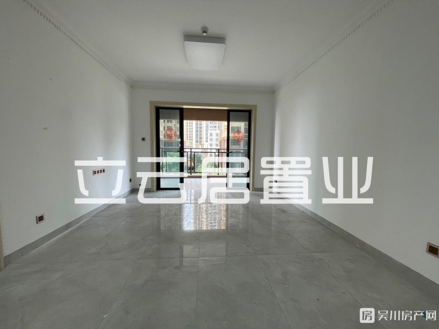 出售華和南國銀苑5室2廳2衛(wèi)127.91平米105萬住宅