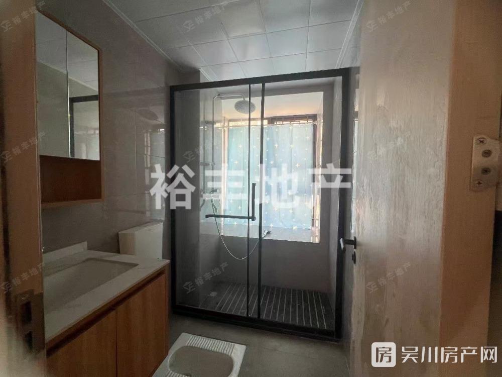 出售盛春 建興花園3室2廳1衛(wèi)78平米56萬(wàn)