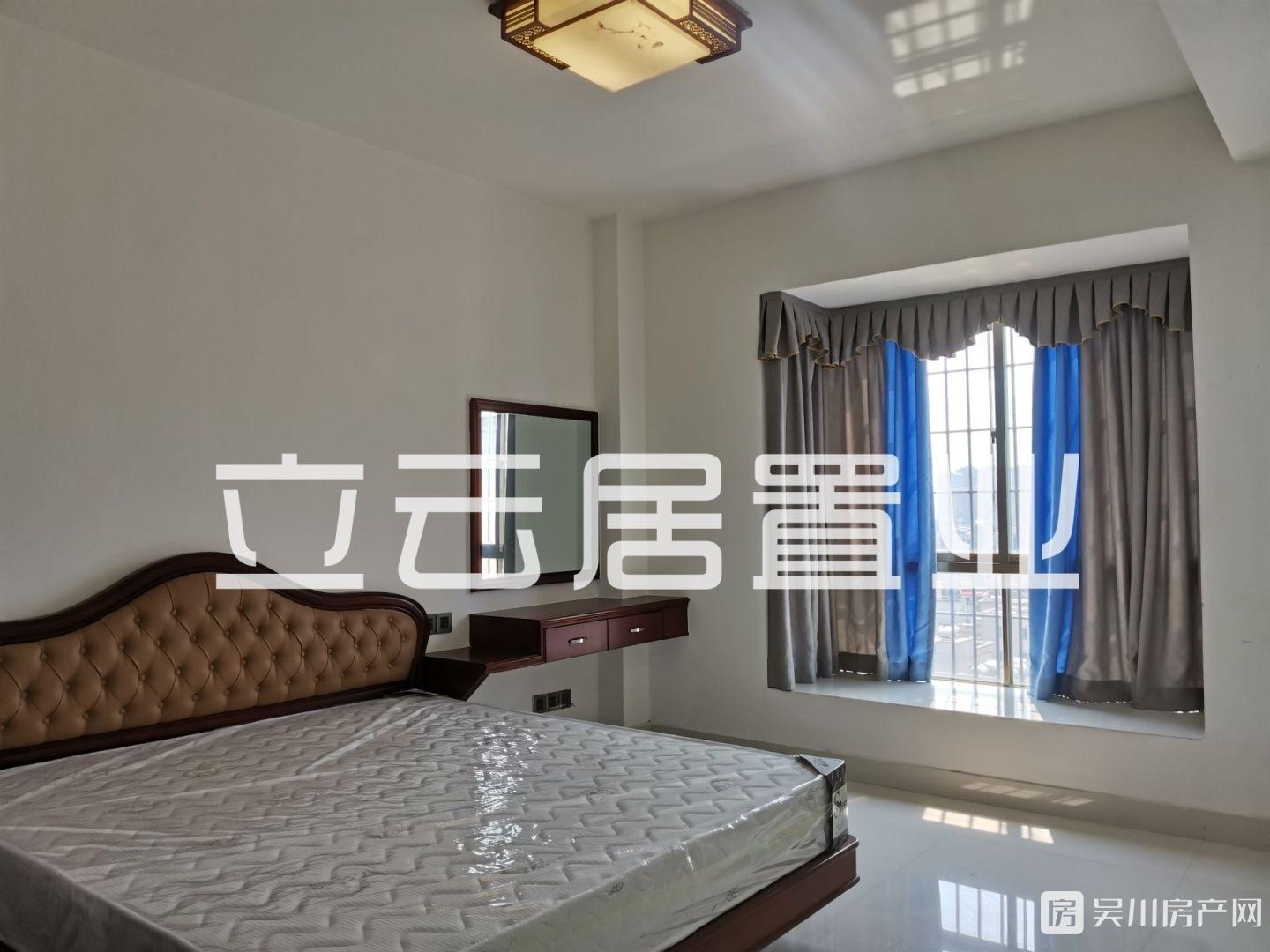 出租金泉廣場3室2廳1衛(wèi)134.48平米家俬電齊全僅1500元/月住宅