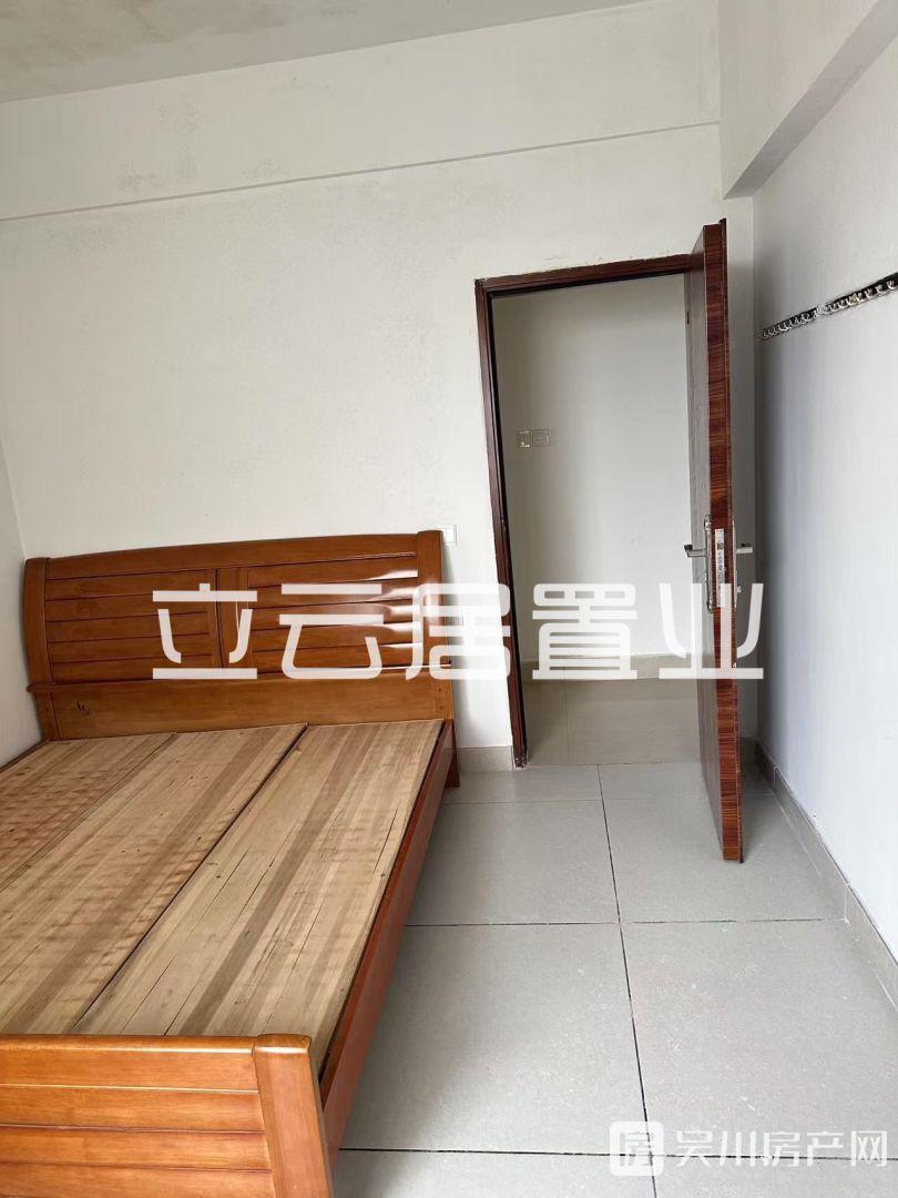 出租同德城3室2廳2衛(wèi)117平米1250元/月住宅