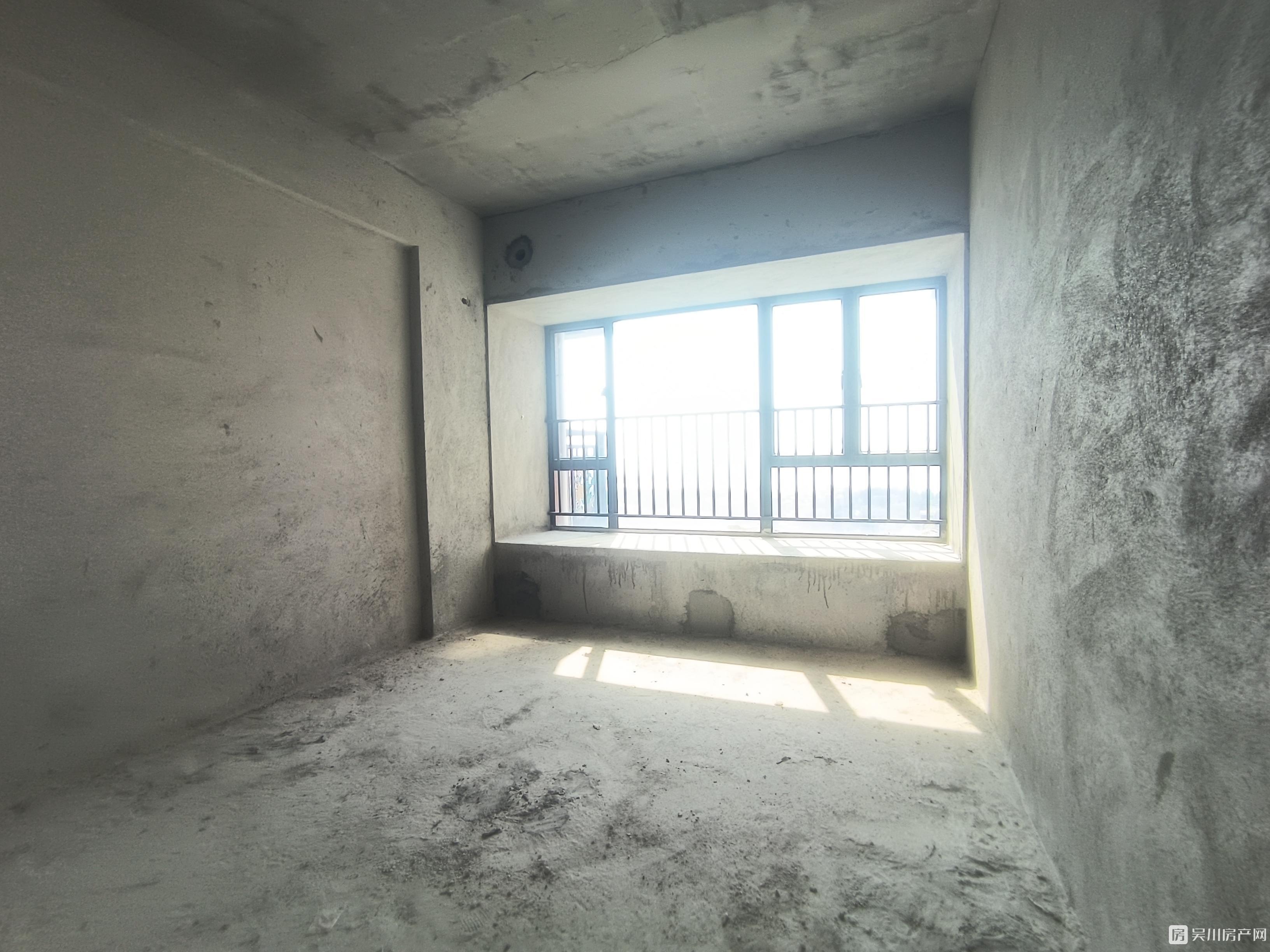 出售金沙廣場(chǎng) 華府海景5房163.38方140萬(wàn)！