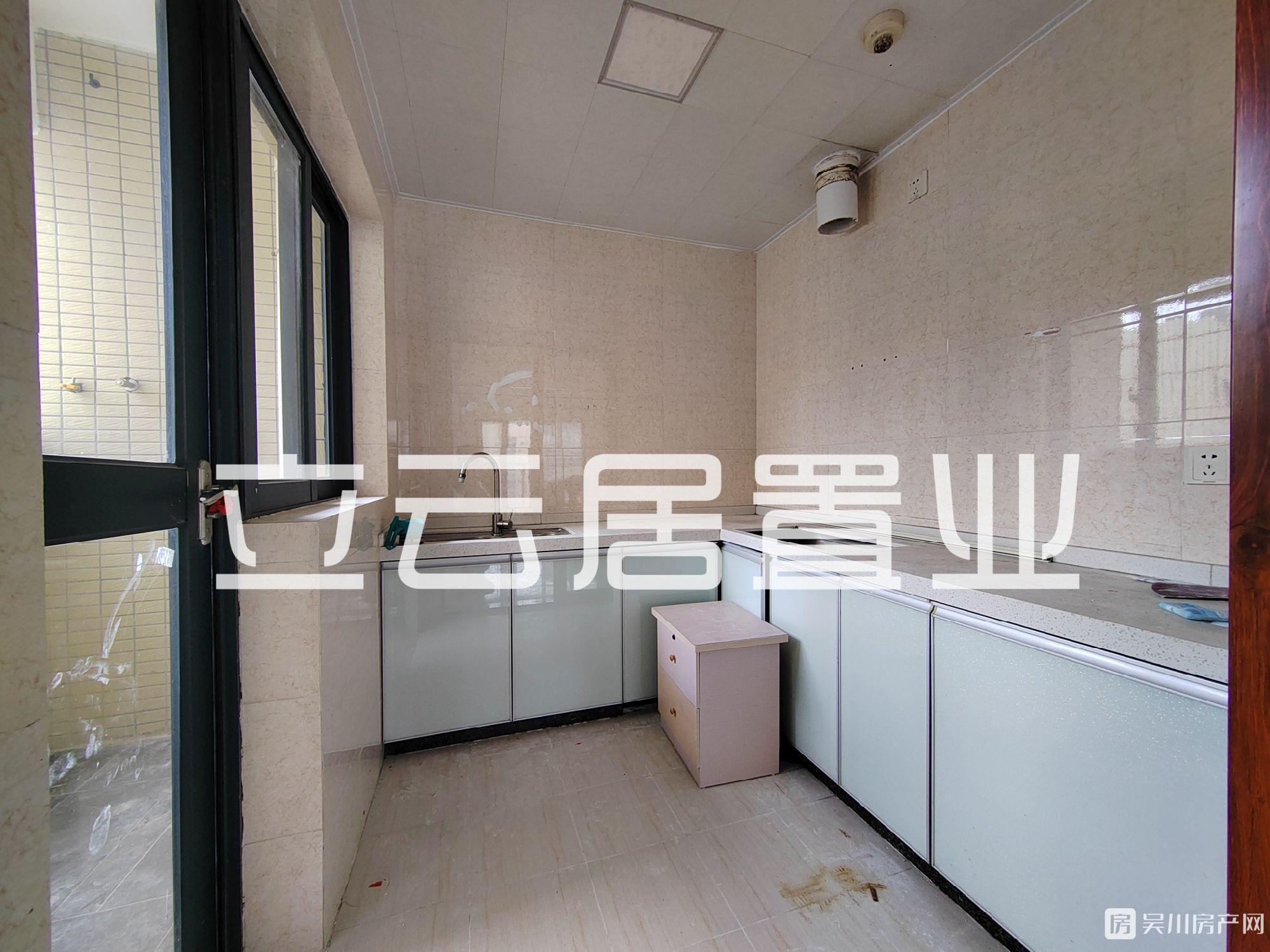 吳川第一城4期，3室2廳2衛(wèi)101平米49.8萬住宅