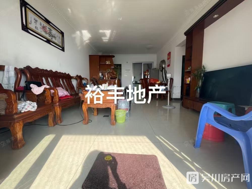 出售華宇鴻基3室2廳2衛(wèi)108.58平米39.8萬住宅