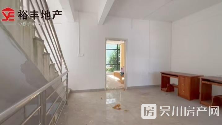 出售吳川第一城別墅4室3廳5衛(wèi)250.04平米168萬(wàn)住宅