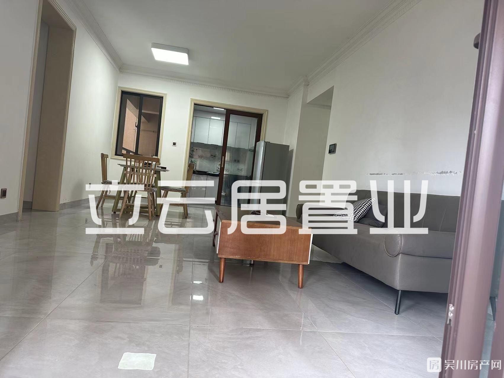 出租華和南國(guó)銀苑5室2廳2衛(wèi)161平米家私電齊全2200元/月住宅
