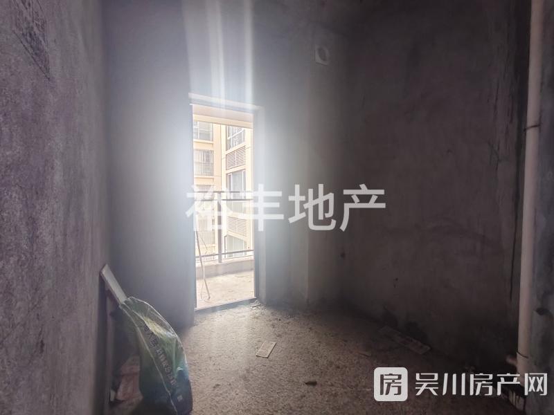 出售海岸 萬和城2室2廳1衛(wèi)74.77平米43.8萬住宅